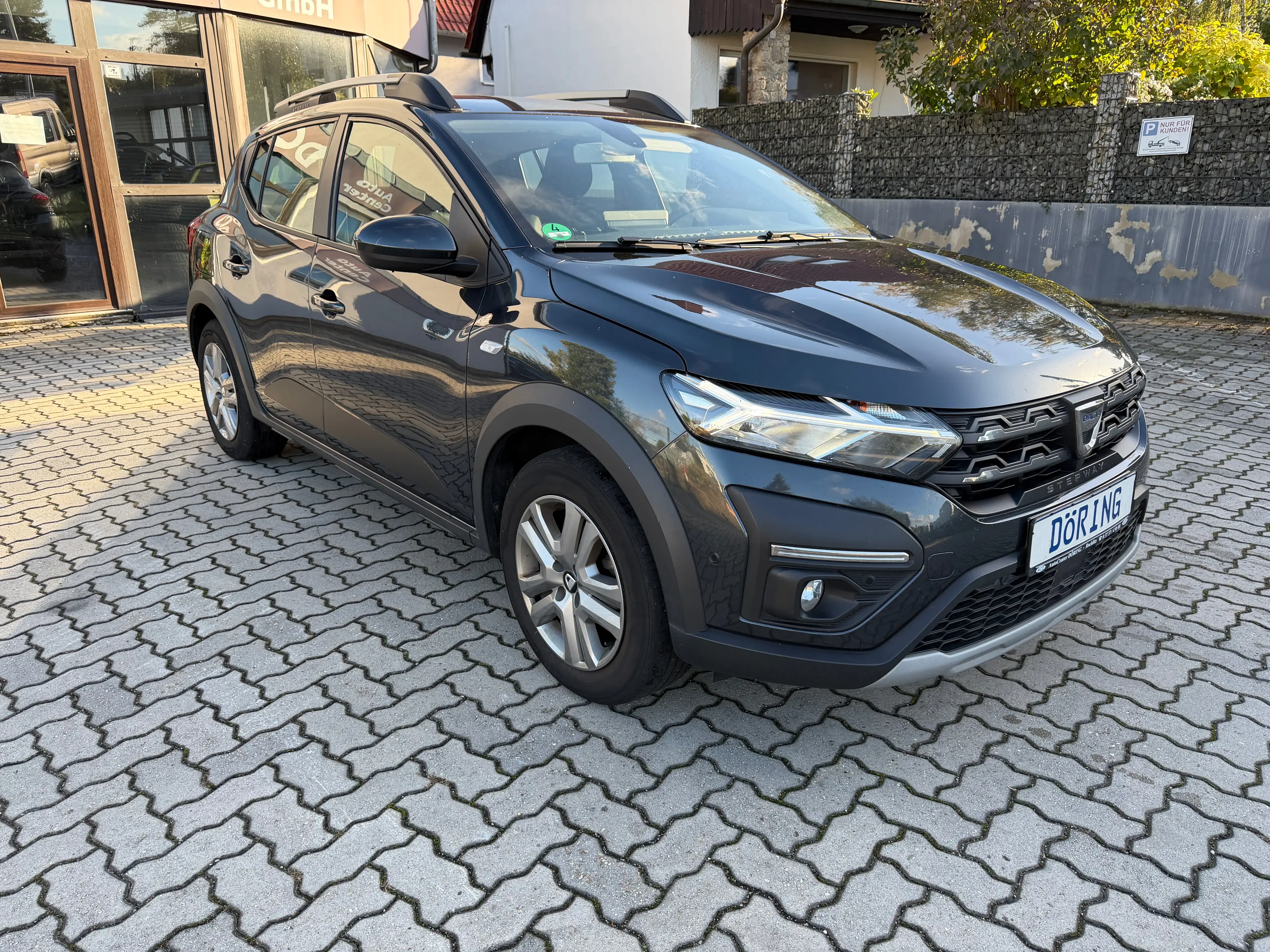 Dacia Sandero Stepway Comfort Einparkhilfe Sitzheizung Navi — photo 4
