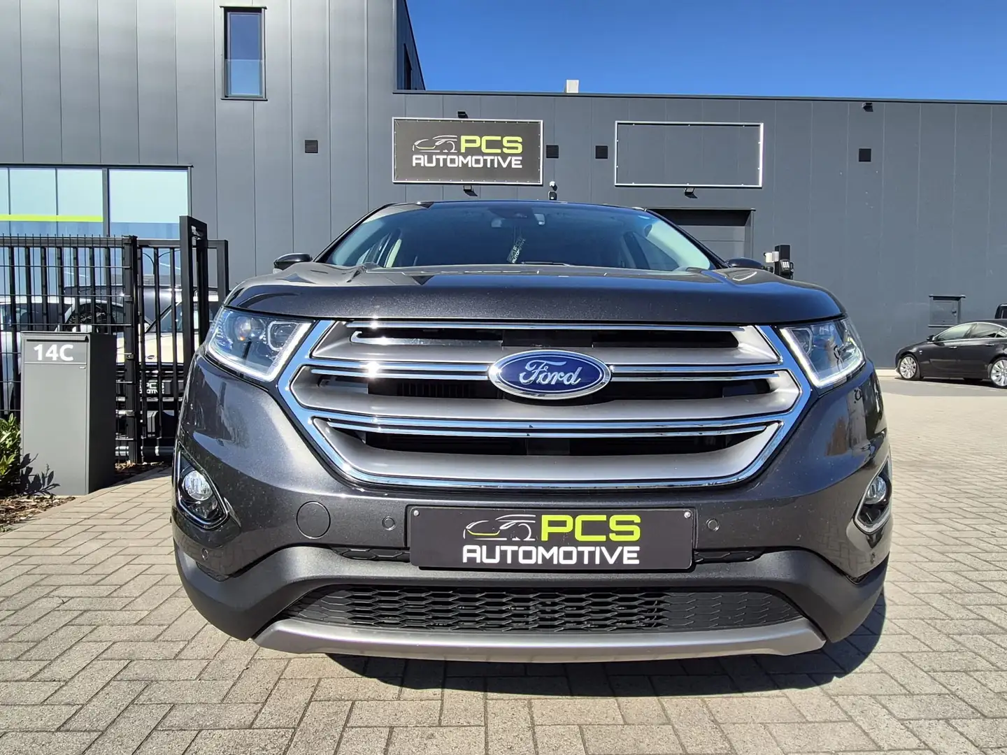 Ford Edge 2.0 TDCi AWD Titanium/ 111.000KM/ 2018 Gris - 2