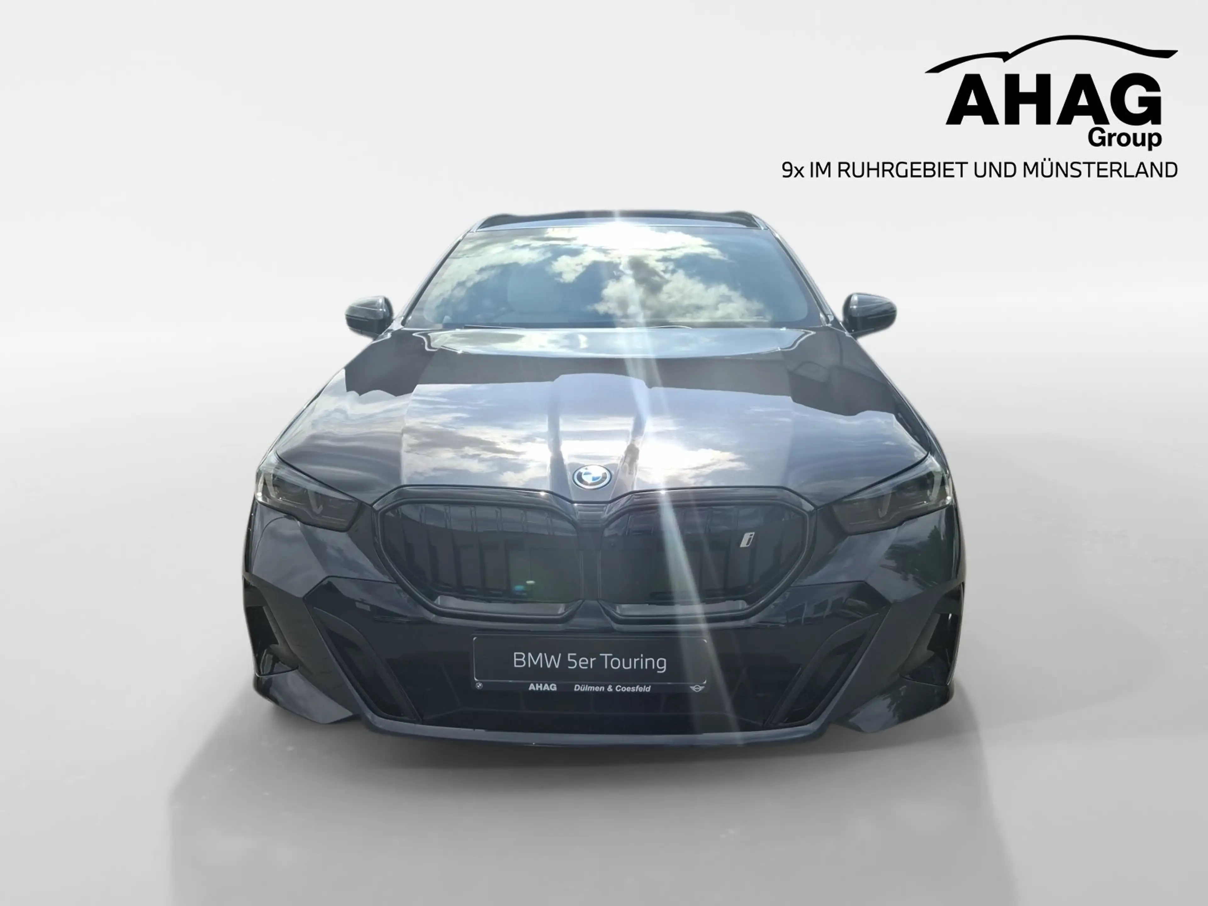BMW i5 eDrive40 Touring M Sportpaket Pro — photo 2