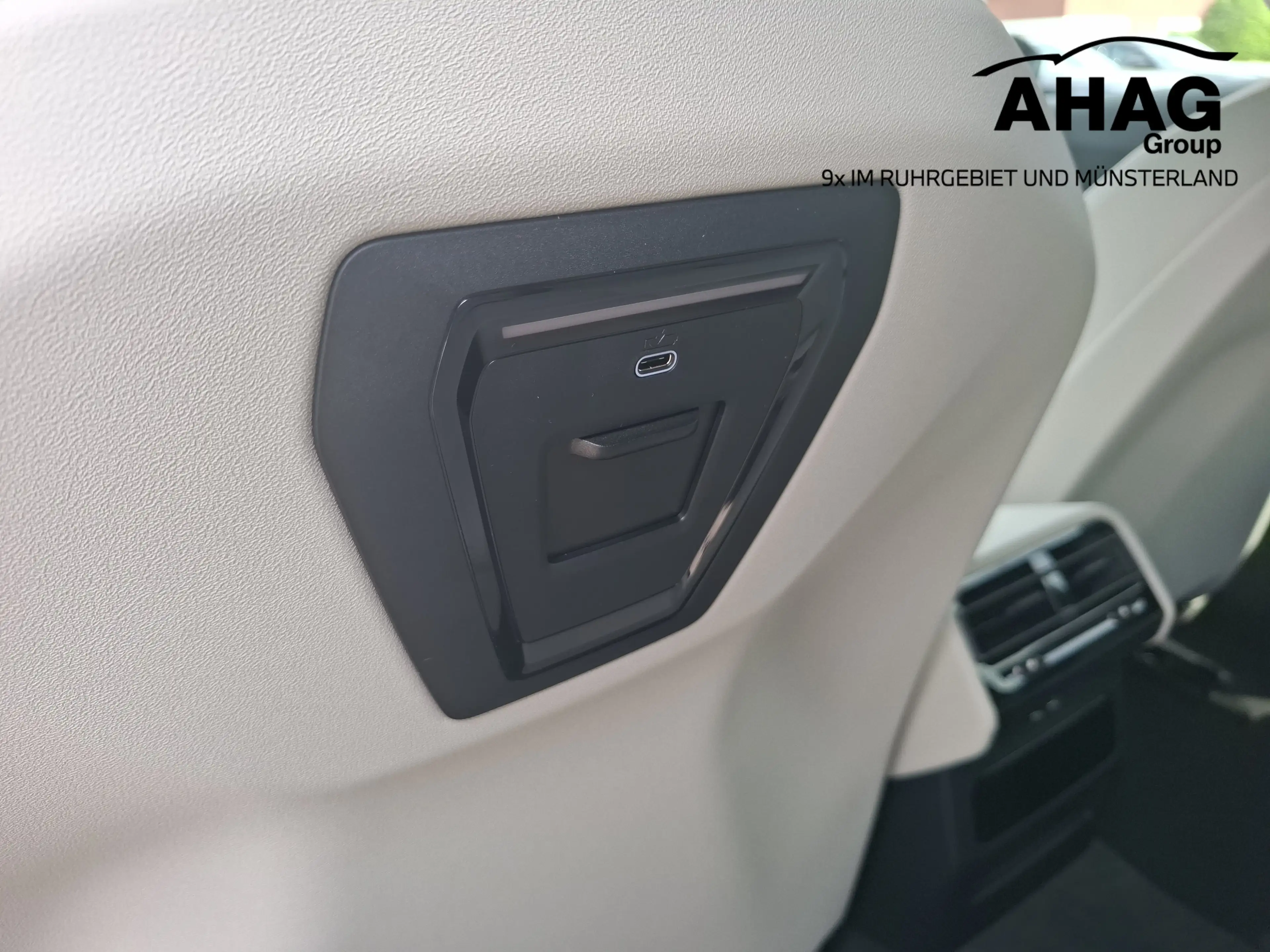 BMW i5 eDrive40 Touring M Sportpaket Pro — photo 15