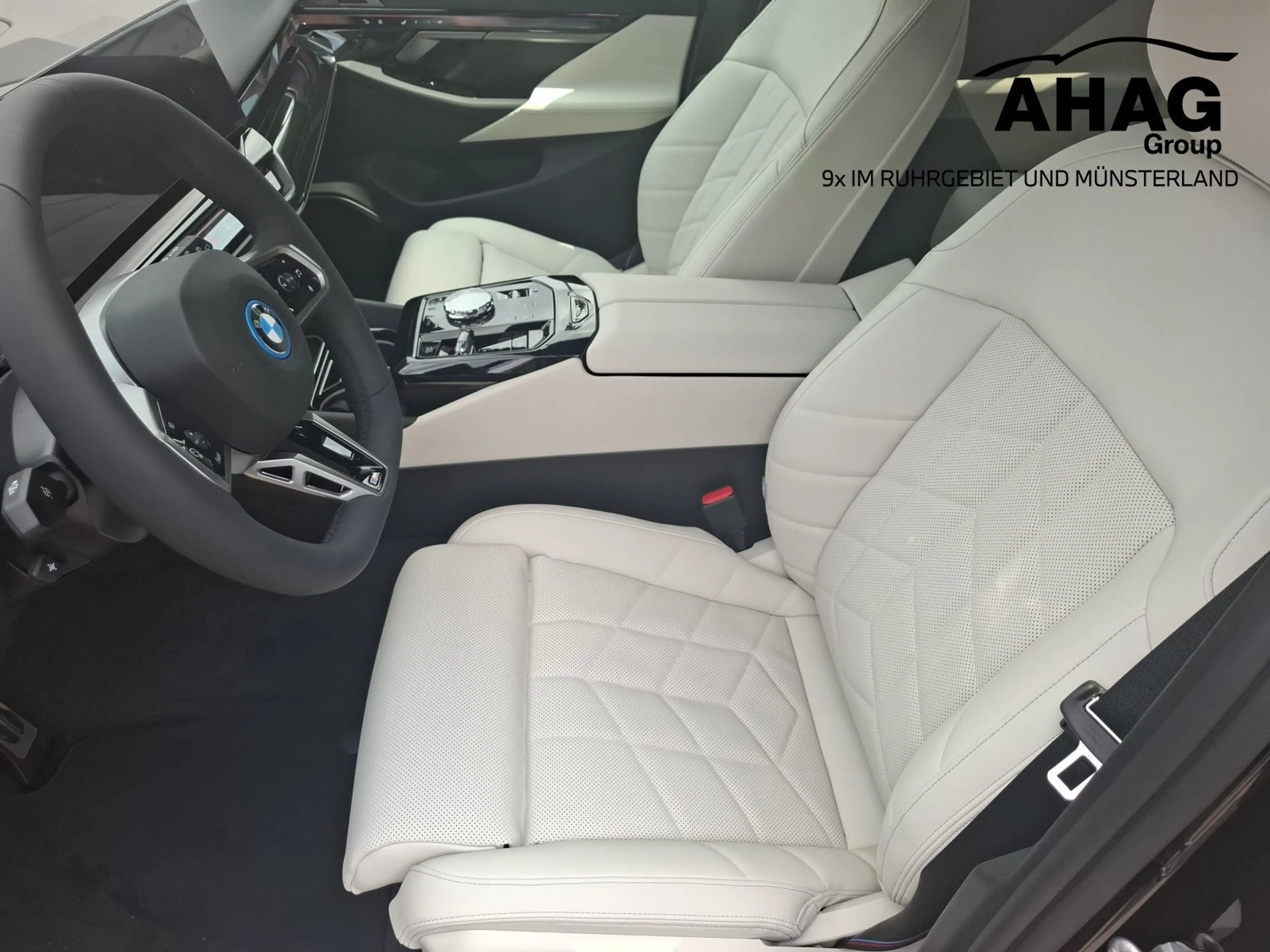 BMW i5 eDrive40 Touring M Sportpaket Pro — photo 7