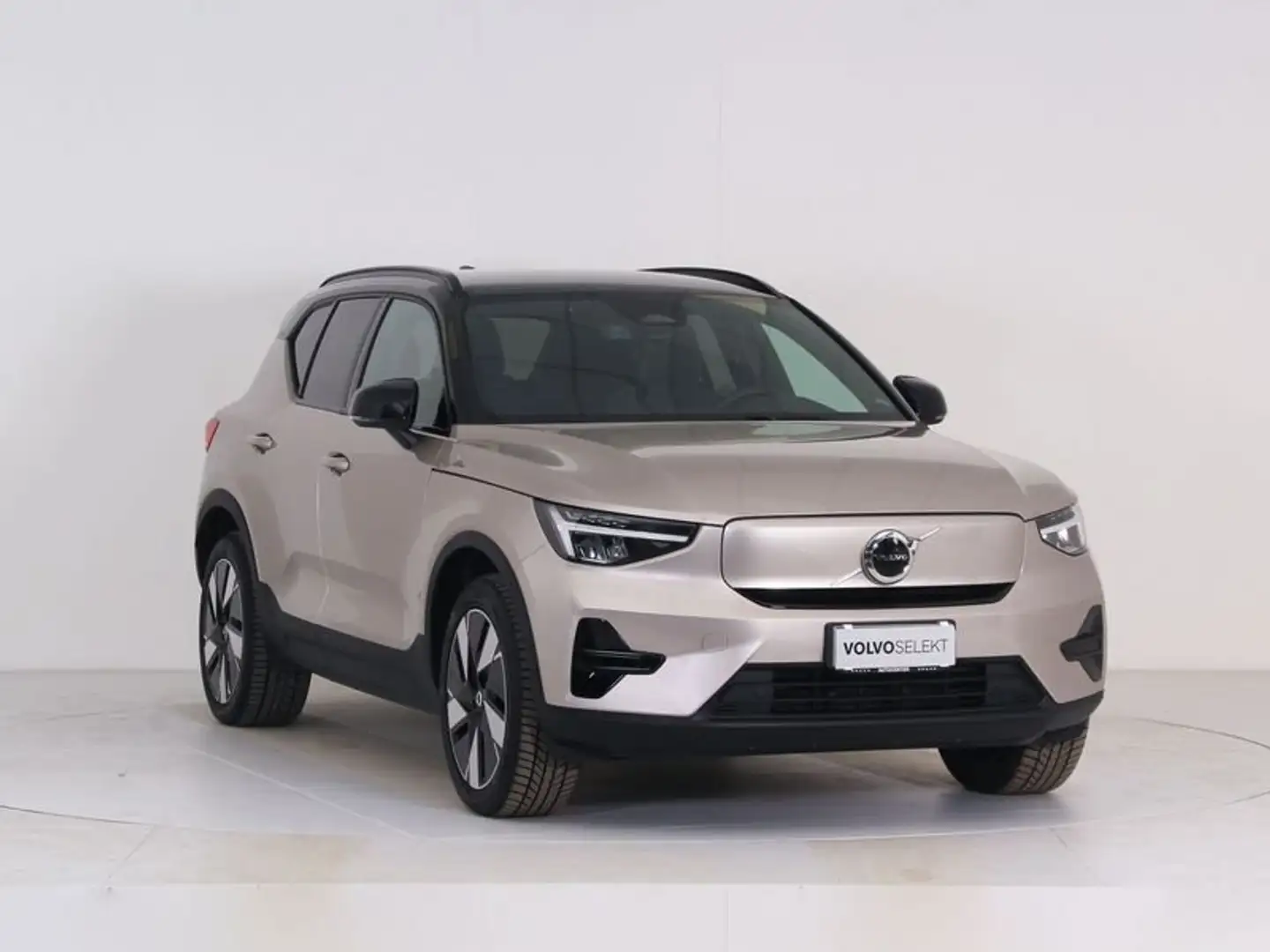 Volvo XC40 Recharge Pure Elect. Single Motor Exten. Range RW Grigio - 2