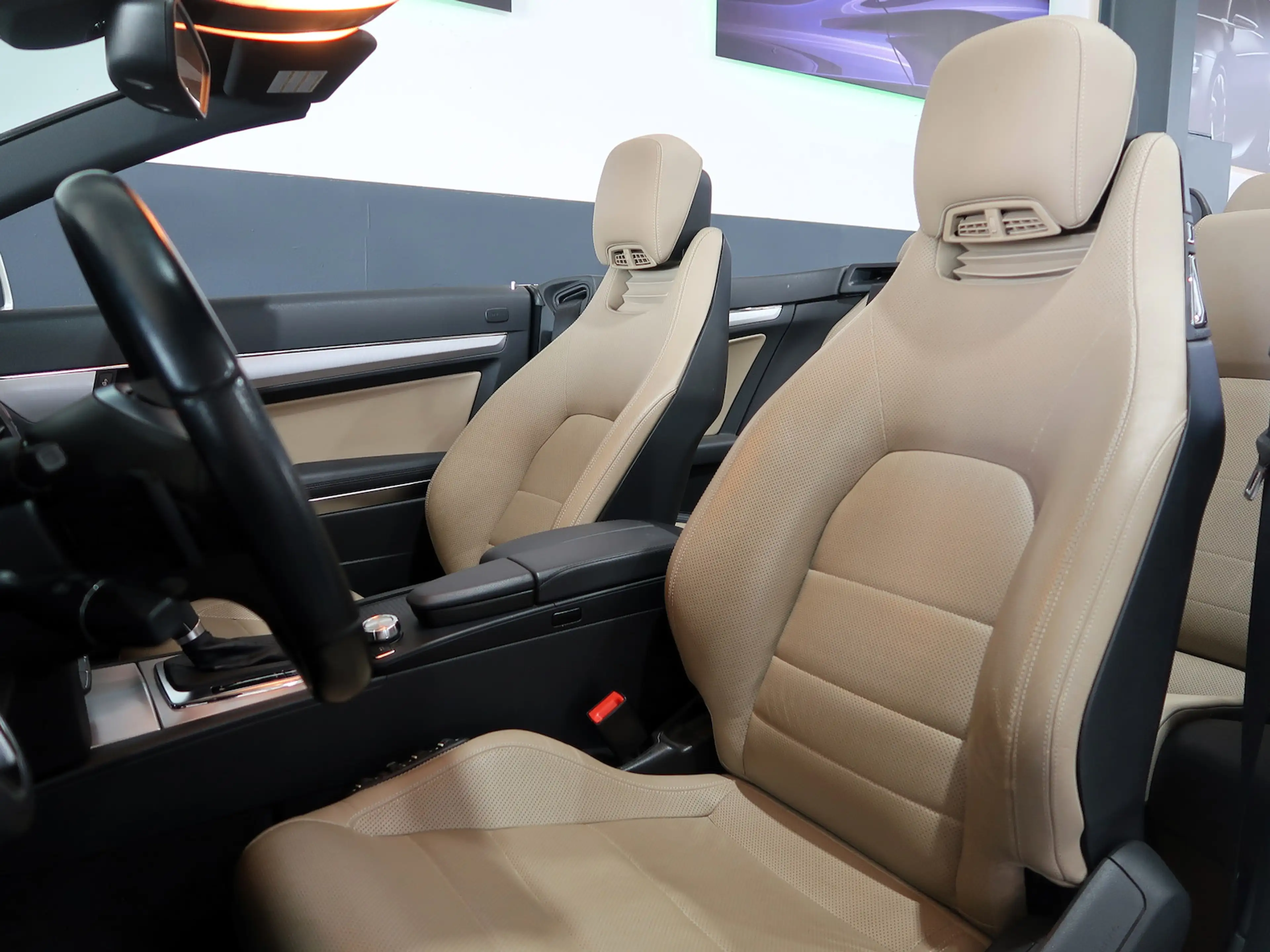 Mercedes-Benz E 350 Cabrio AMG STYLE*45.000 KM*H&K*ILS*DESIGNO — photo 14