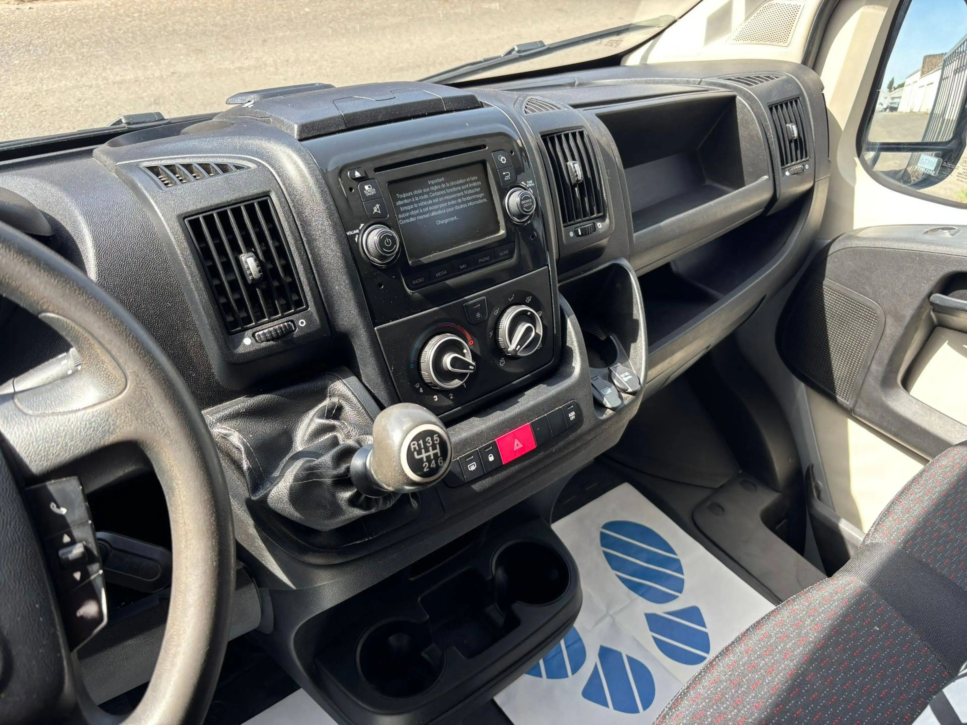 Peugeot Boxer L3H2 – 2.0 HDi 163 CV – 167000 km – GPS Caméra Attache-remorque — photo 14