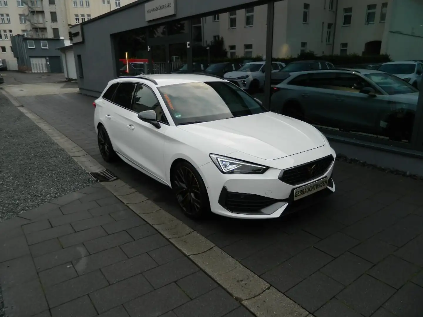 CUPRA Leon VZ 310PS DSG 4D  AHK/Copper 19Zoll/Matrix/elHeckkl Weiß - 1