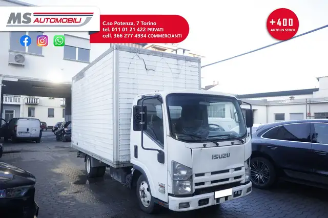 Isuzu NPR Isuzu N-Evolution L35 F 3.0 TDI RG Cabinato Adaptor 110KW ANNO 2012