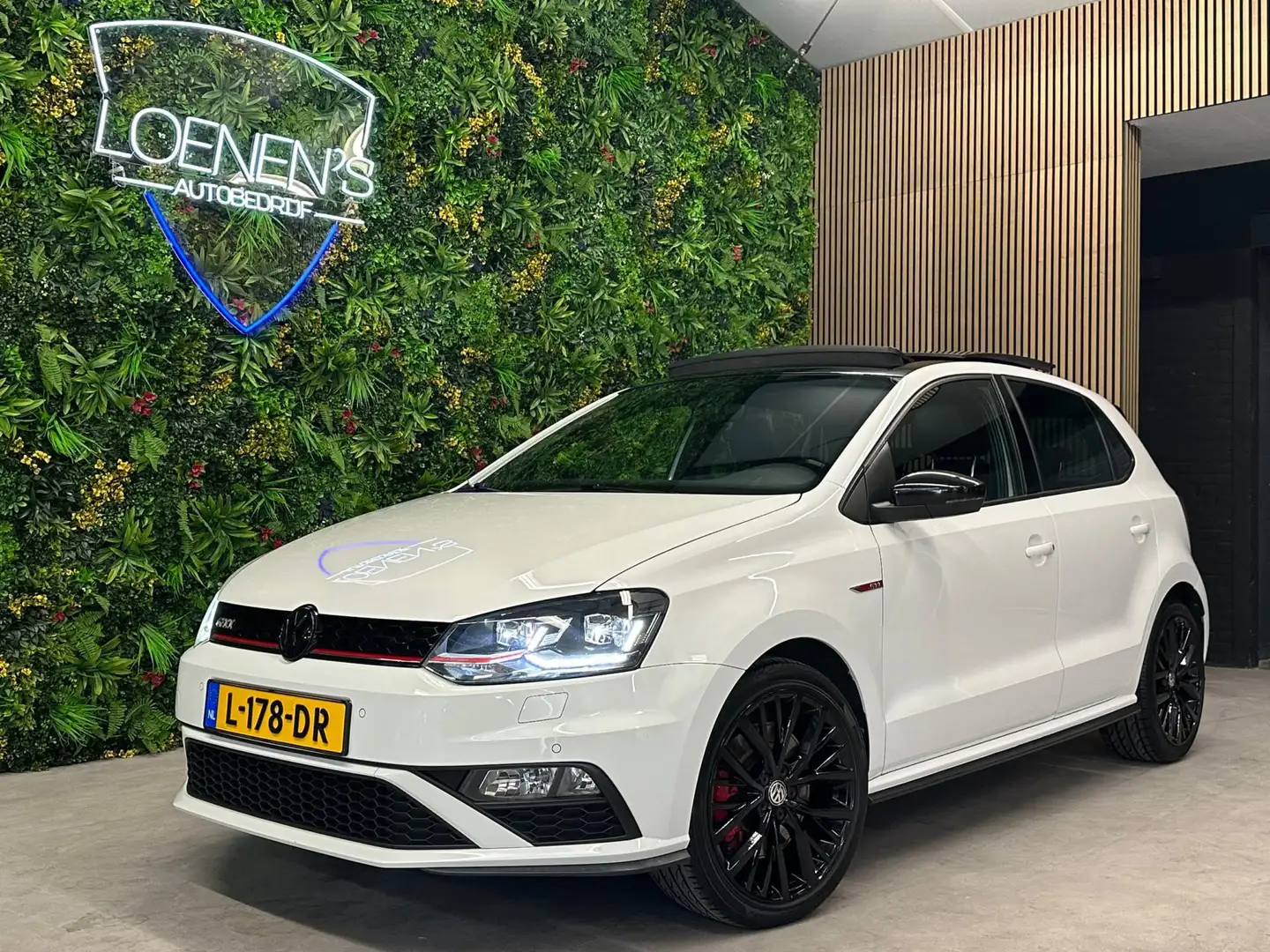 Volkswagen Polo GTI 1.8 TSI / Pano / LED / Leder / Cruise / PDC Blanc - 1