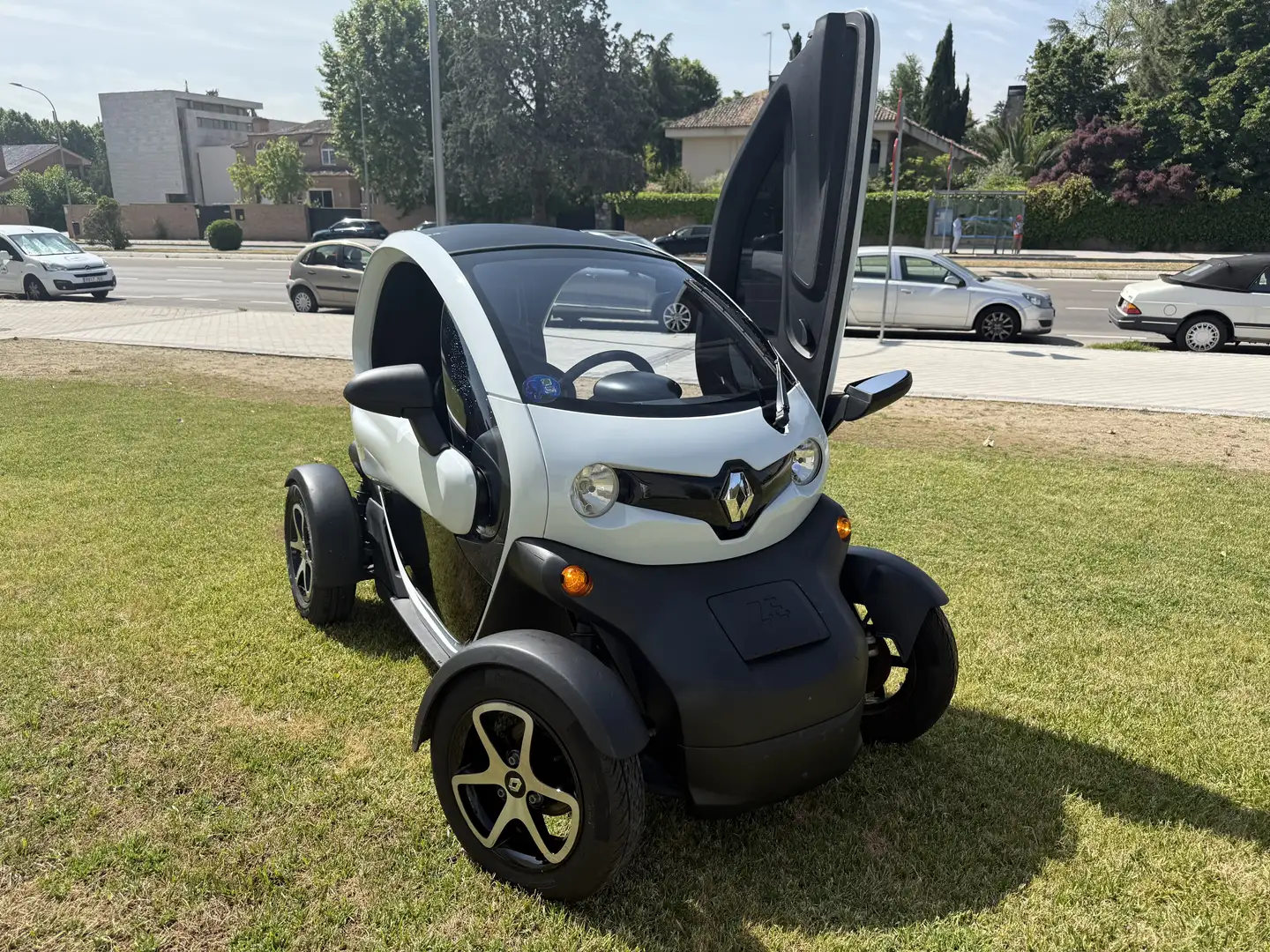 Renault Twizy Urban 45 - 1