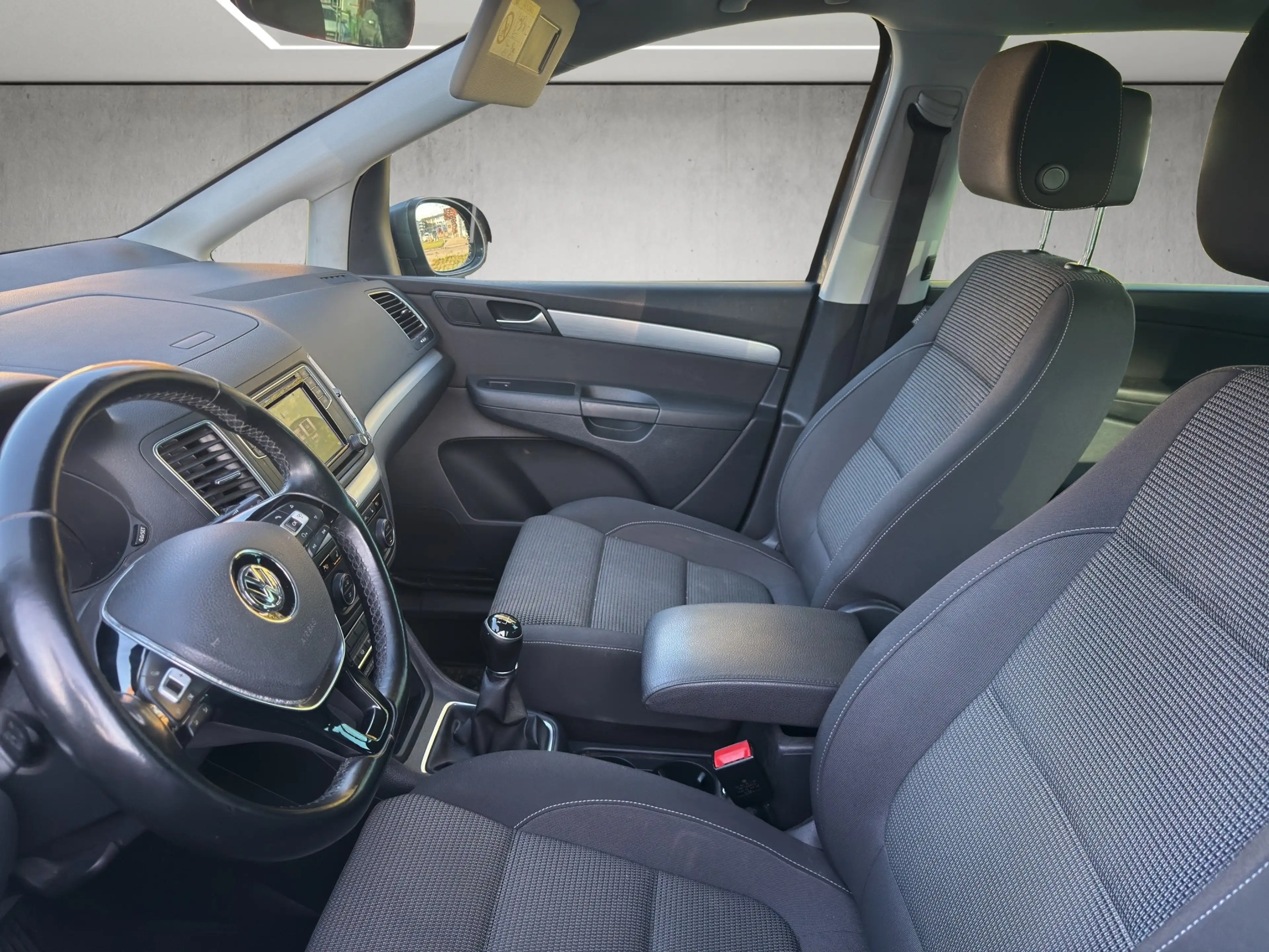 Volkswagen Sharan Comfortline — photo 12
