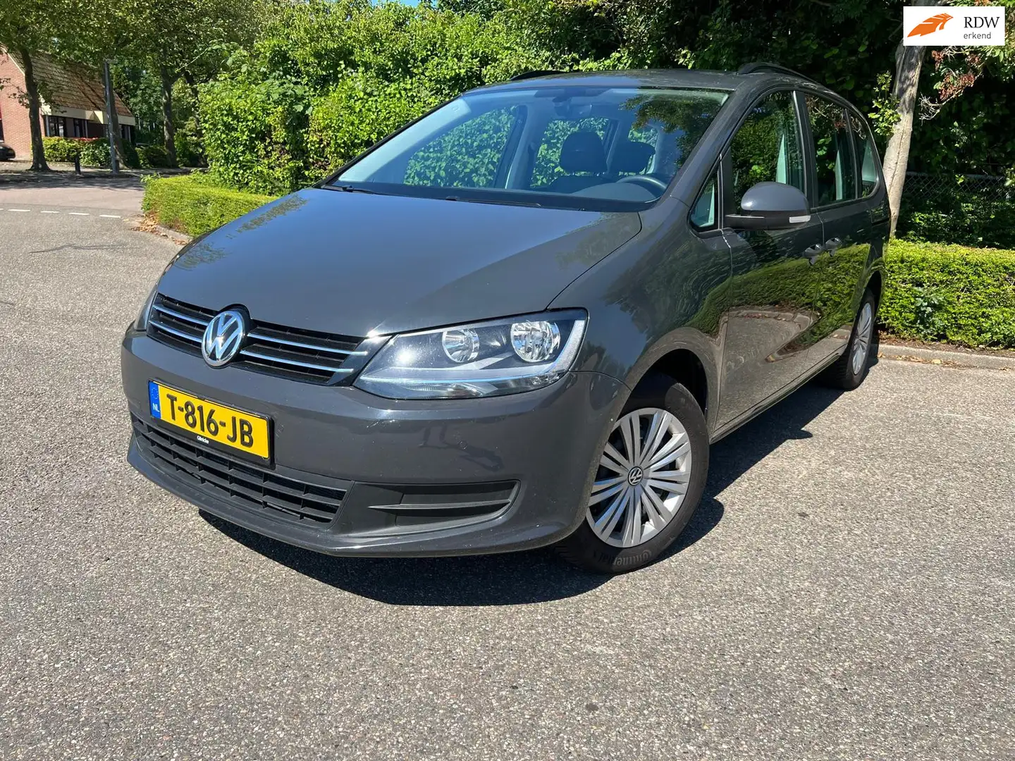 Volkswagen Sharan 1.4 TSI Automaat / 7 persoons / sensoren / Airco Grijs - 1