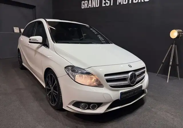 Mercedes-Benz B 180 MERCEDES 180 CDI pack design (110cv) entretien compet camera de recul regulateur limiteur v