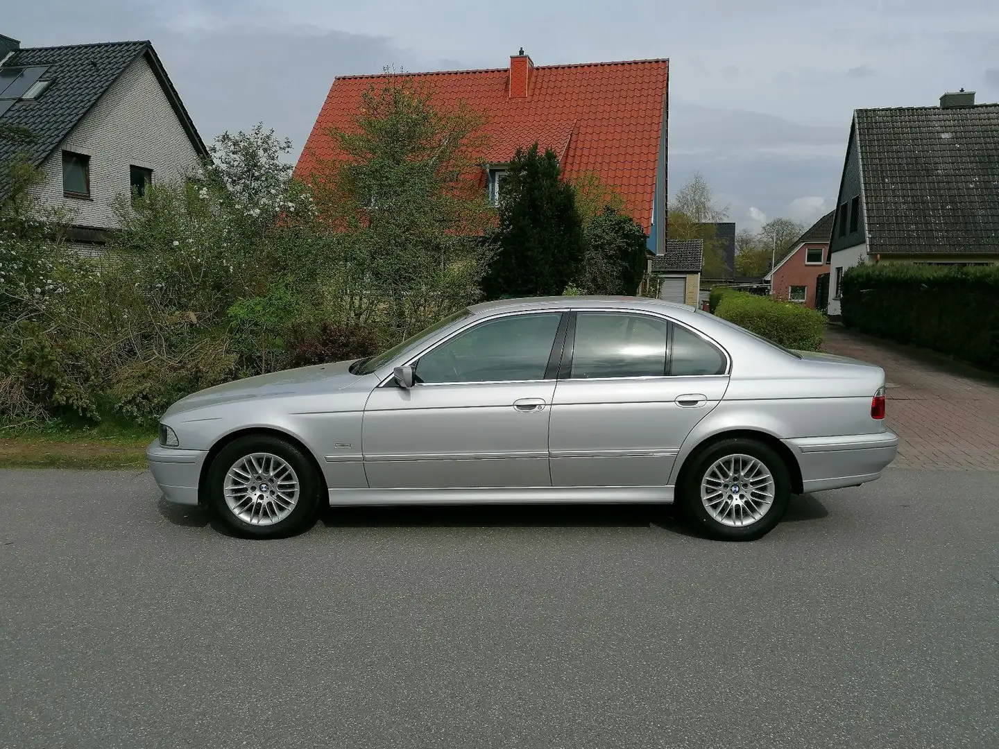 BMW 540 iA 2Hd*lückenlos BMW SH*100%rostfrei/original Zilver - 2