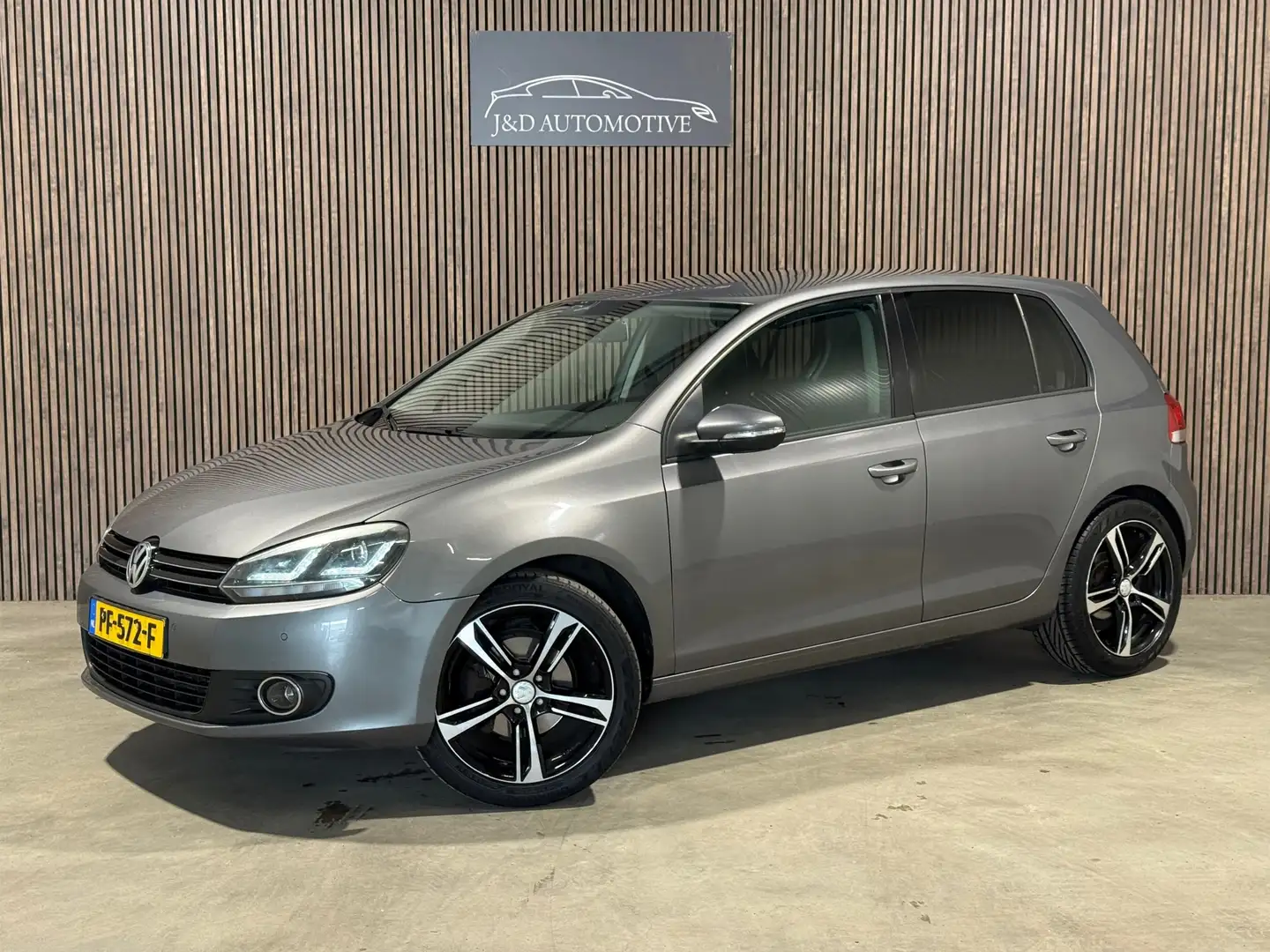 Volkswagen Golf 1.4 TSI Highline 2011 LED CRUISE BLUETOOTH CLIMA Grijs - 1