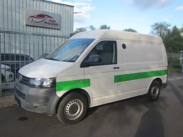 Volkswagen T5 Transporter Kasten Mittelhochdach,  TÜV neu, AHK, Werkstattausrüstung