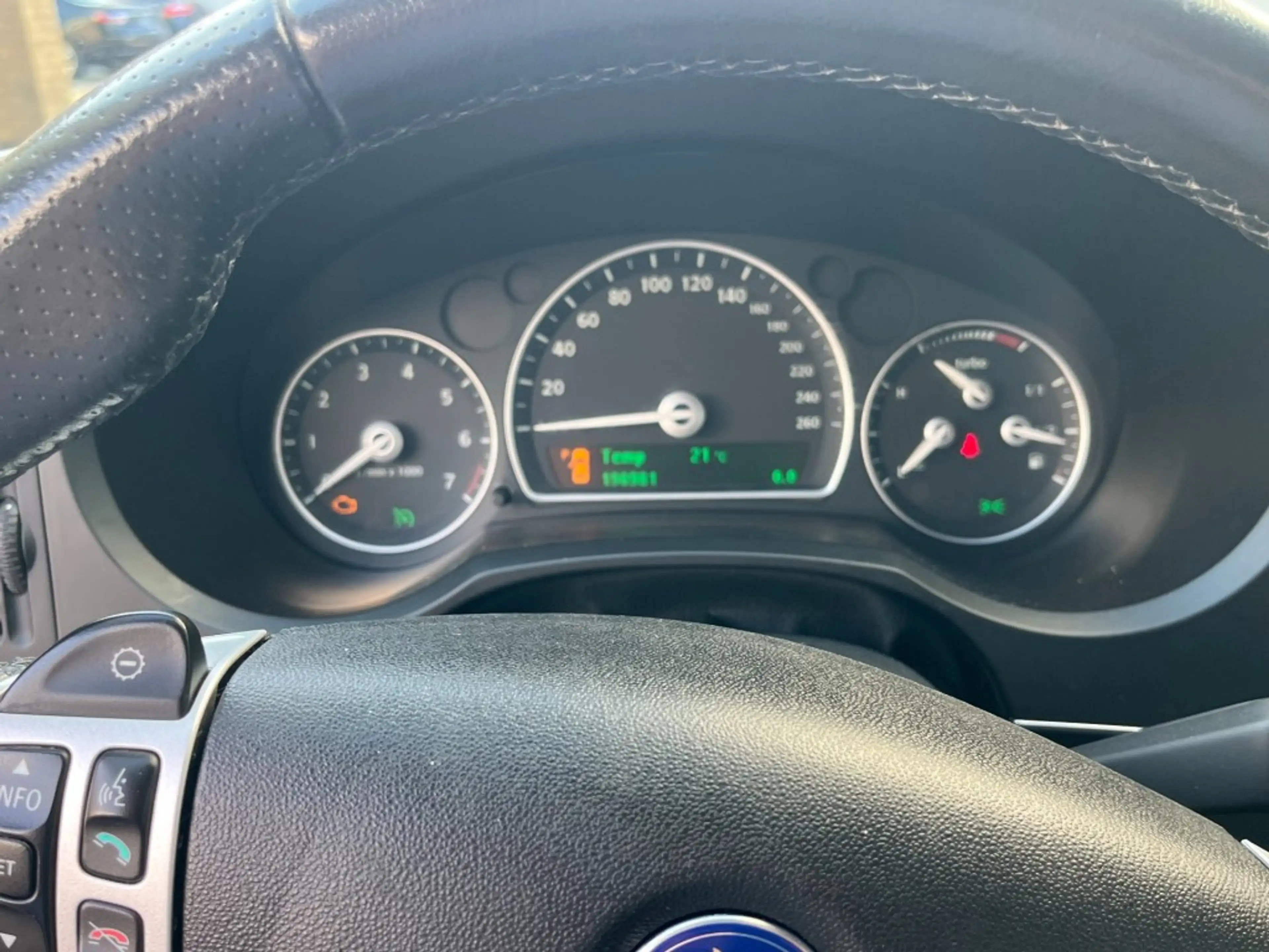 Saab 9-3 2.0 T Aero XWD in wit — photo 30