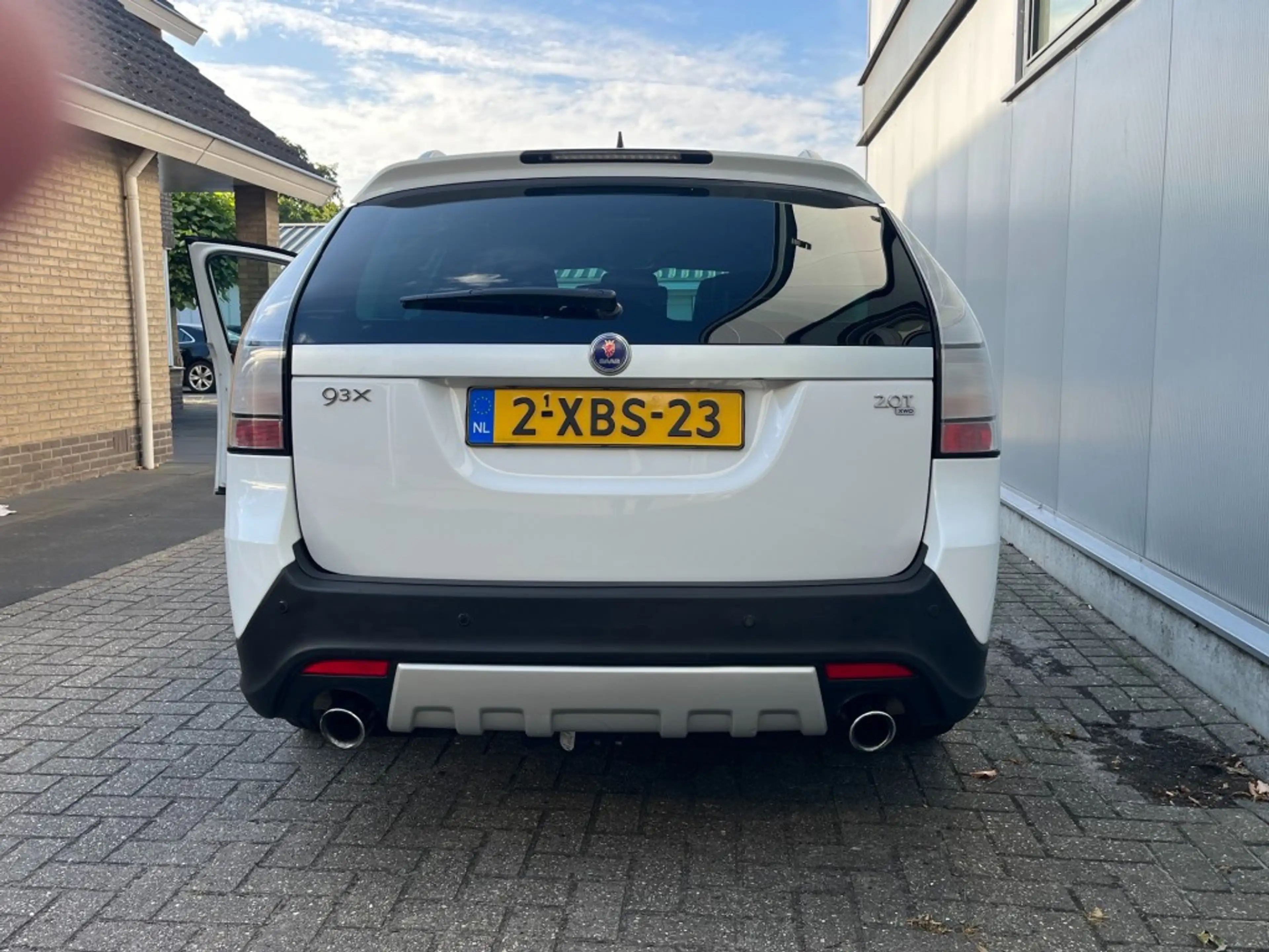 Saab 9-3 2.0 T Aero XWD in wit — photo 3