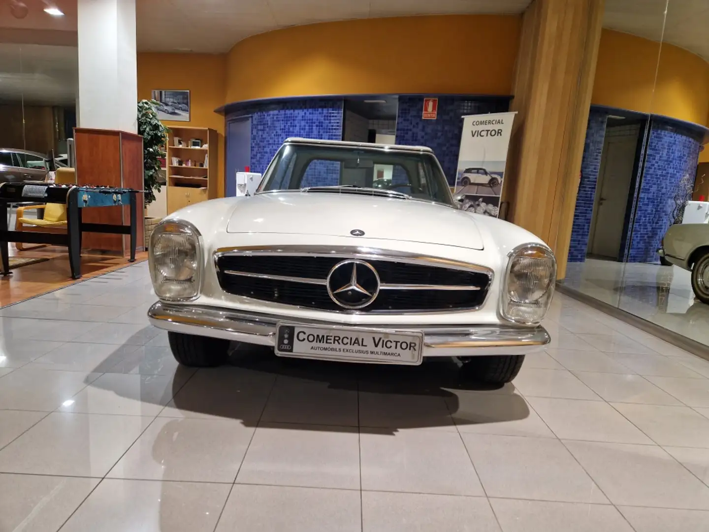 Mercedes-Benz SL 280 (113) Blanc - 2