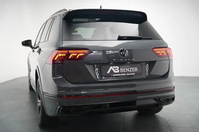 Volkswagen Tiguan view 8