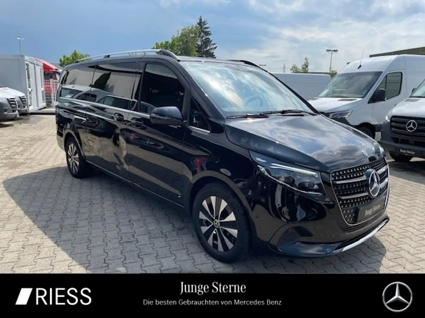 Mercedes-Benz V 300 d AVANTGARDE Extralang / MBUX / 360° / Standhzg. / Nero - 1