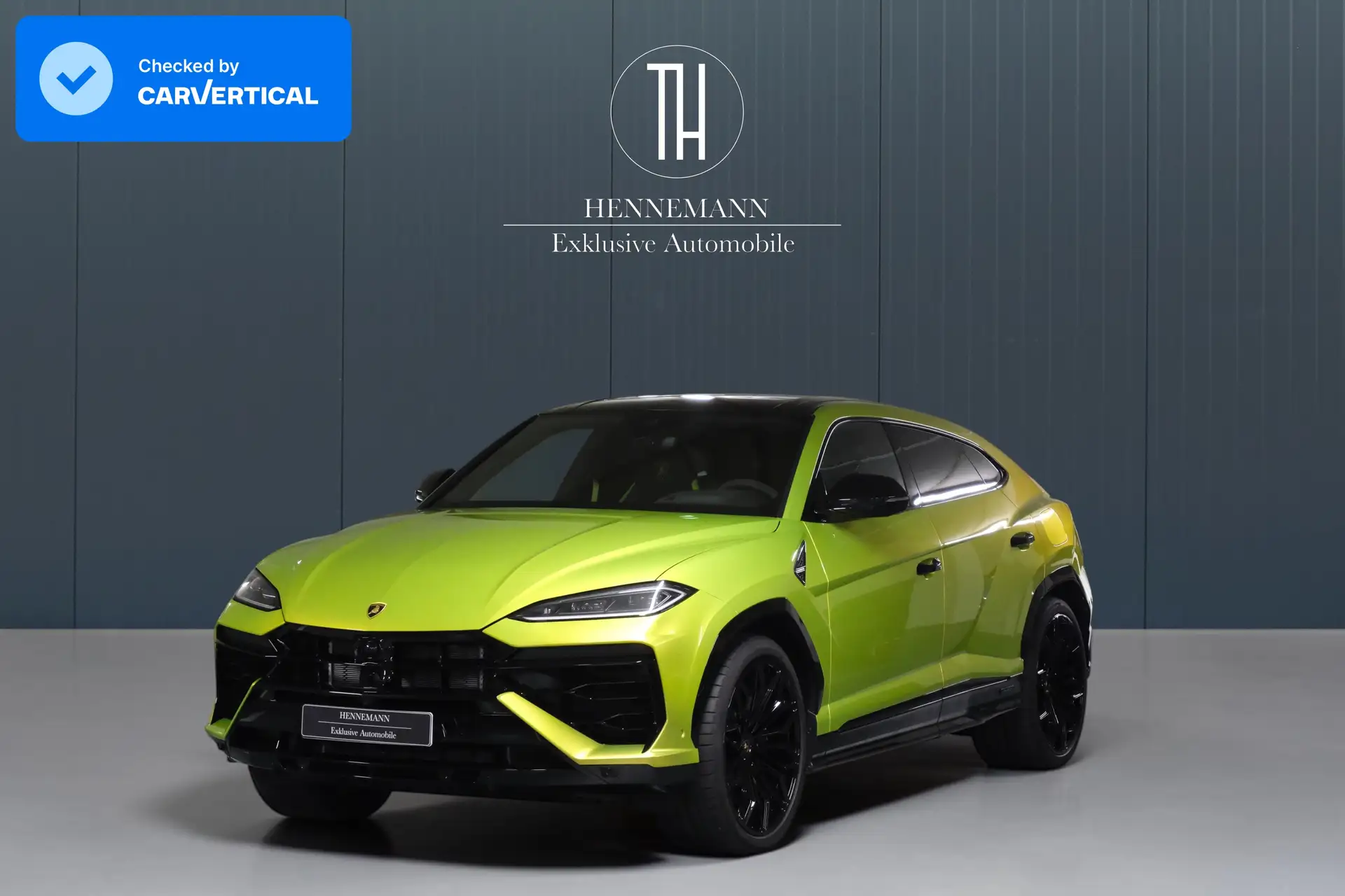 Lamborghini Urus 2025 노랑 사진 1