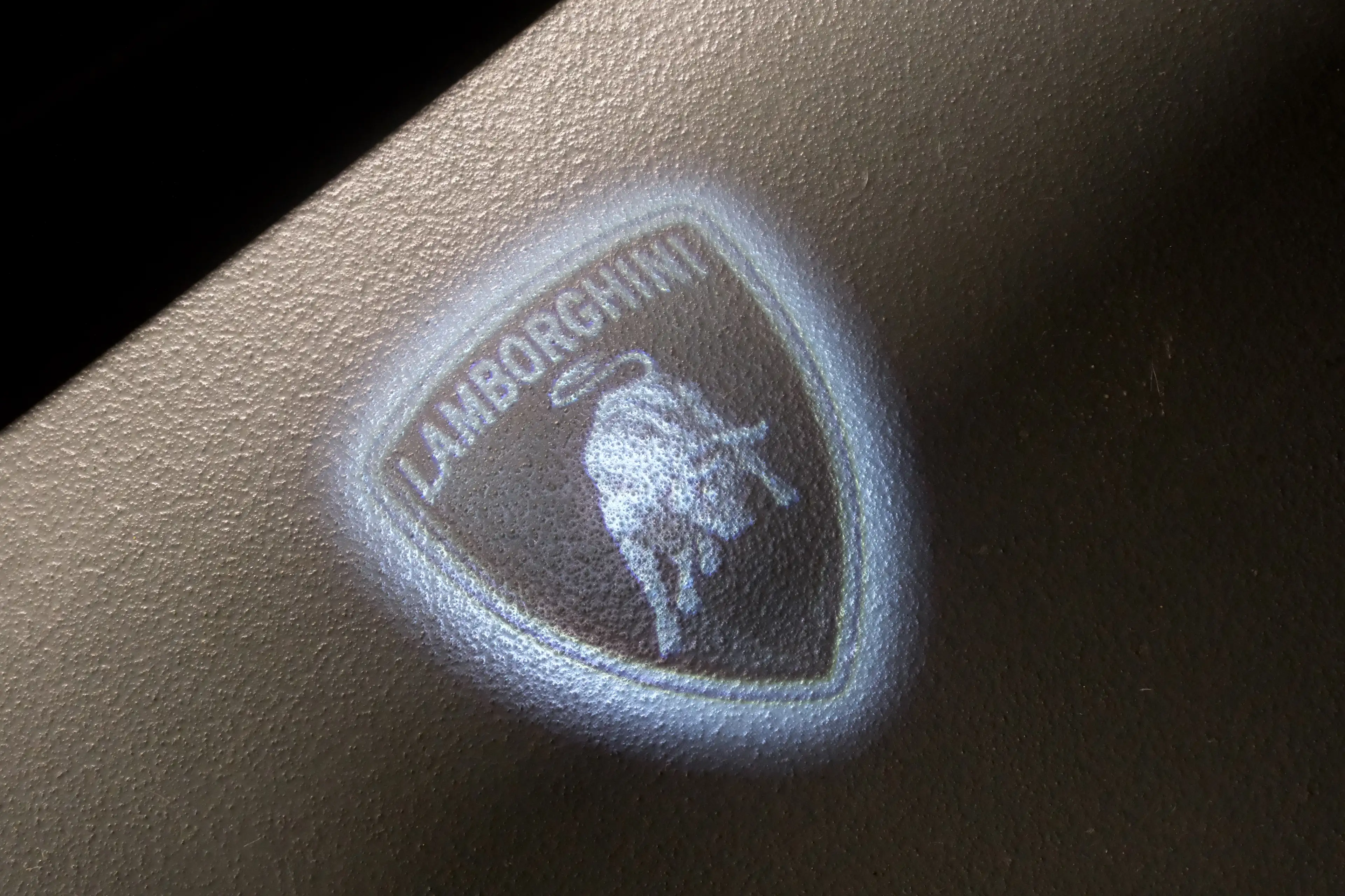 Lamborghini Urus Urus SE 4.0 V8*AdPersonam*Akrapovic*B&O*Pano* — photo 14