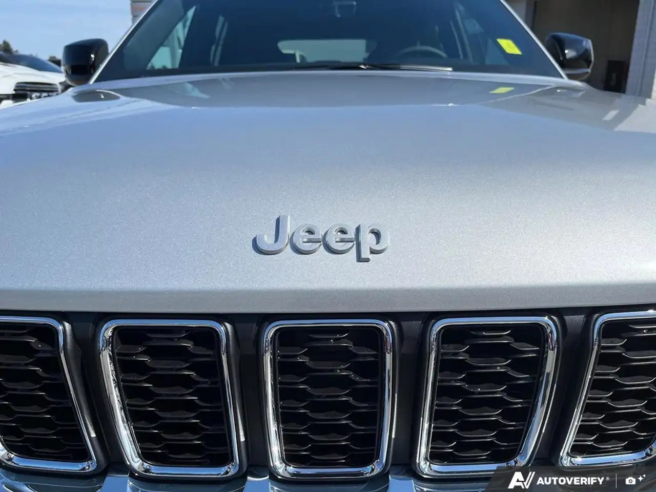 Jeep Grand Cherokee снимка Jeep Grand Cherokee