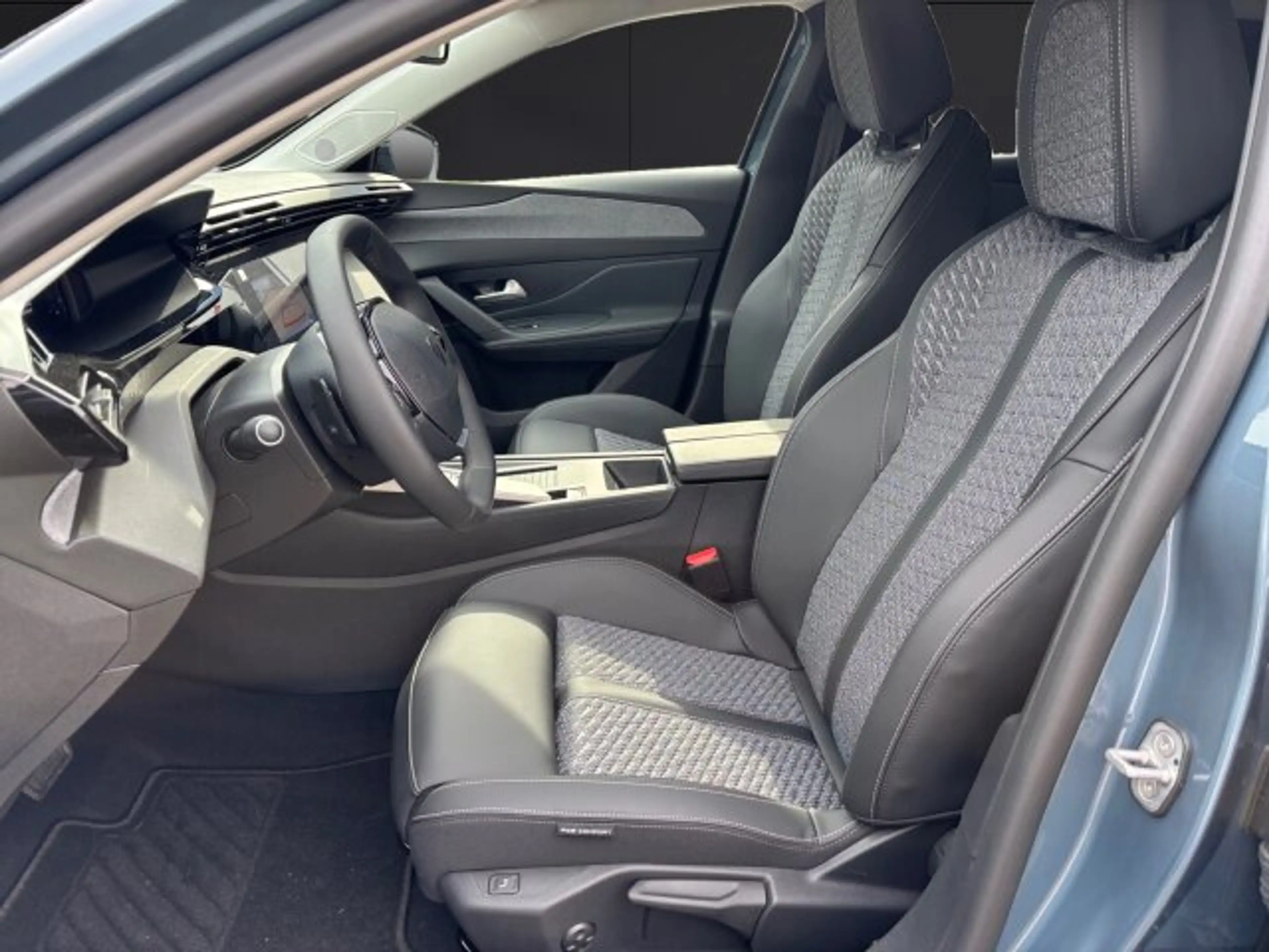 Peugeot 308 SW 145 Allure +Navi+Kamera+Keyless+LED+SHZ+ — photo 8