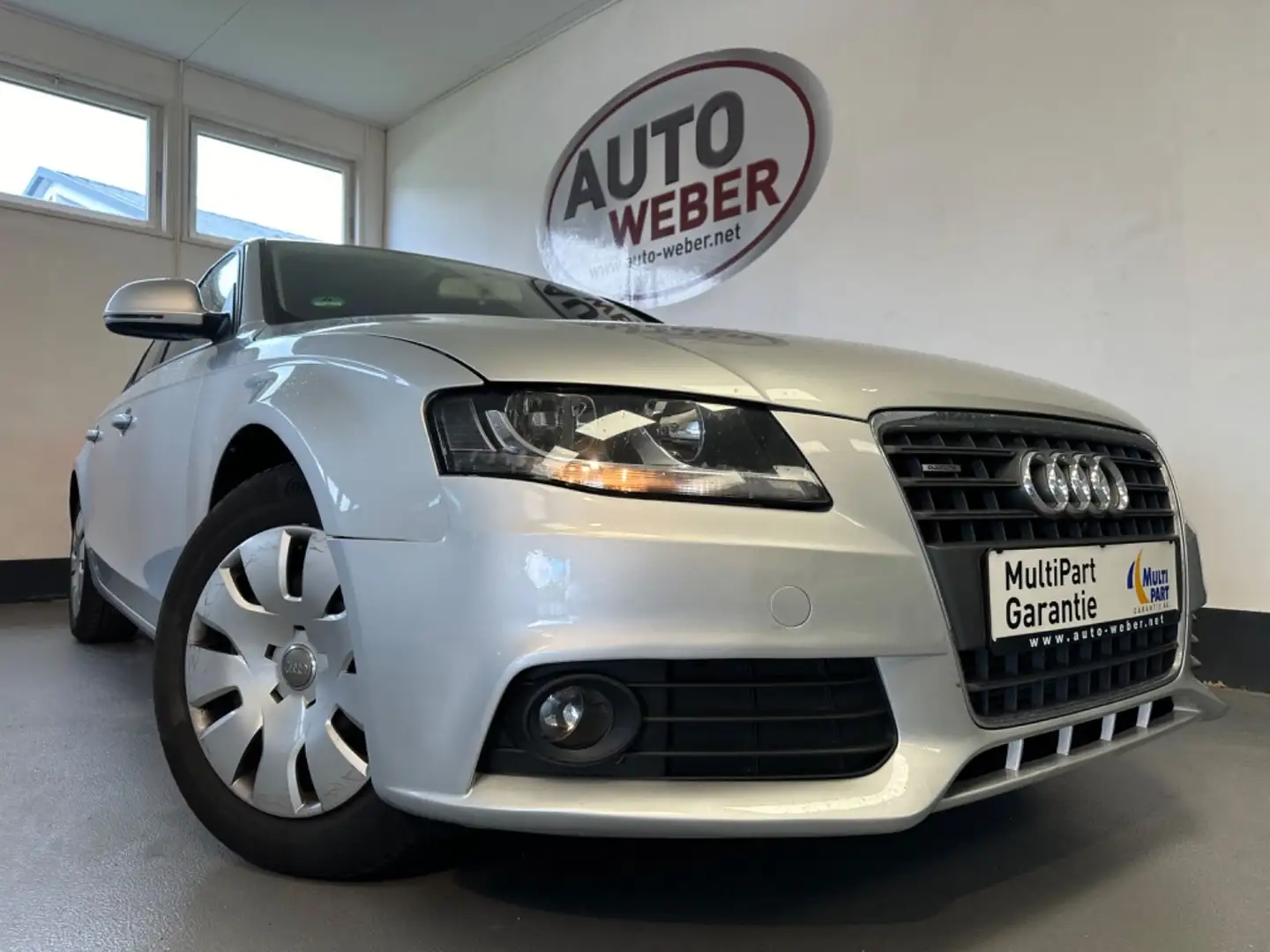 Audi A4 LIM 1.8 TFSI QUATTRO*CLIMATIC*OMA´S LIEBLING* Argent - 1