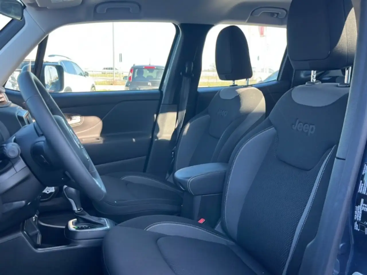 Jeep Renegade - Renegade 1.5 Turbo T4 MHEV Limited 18