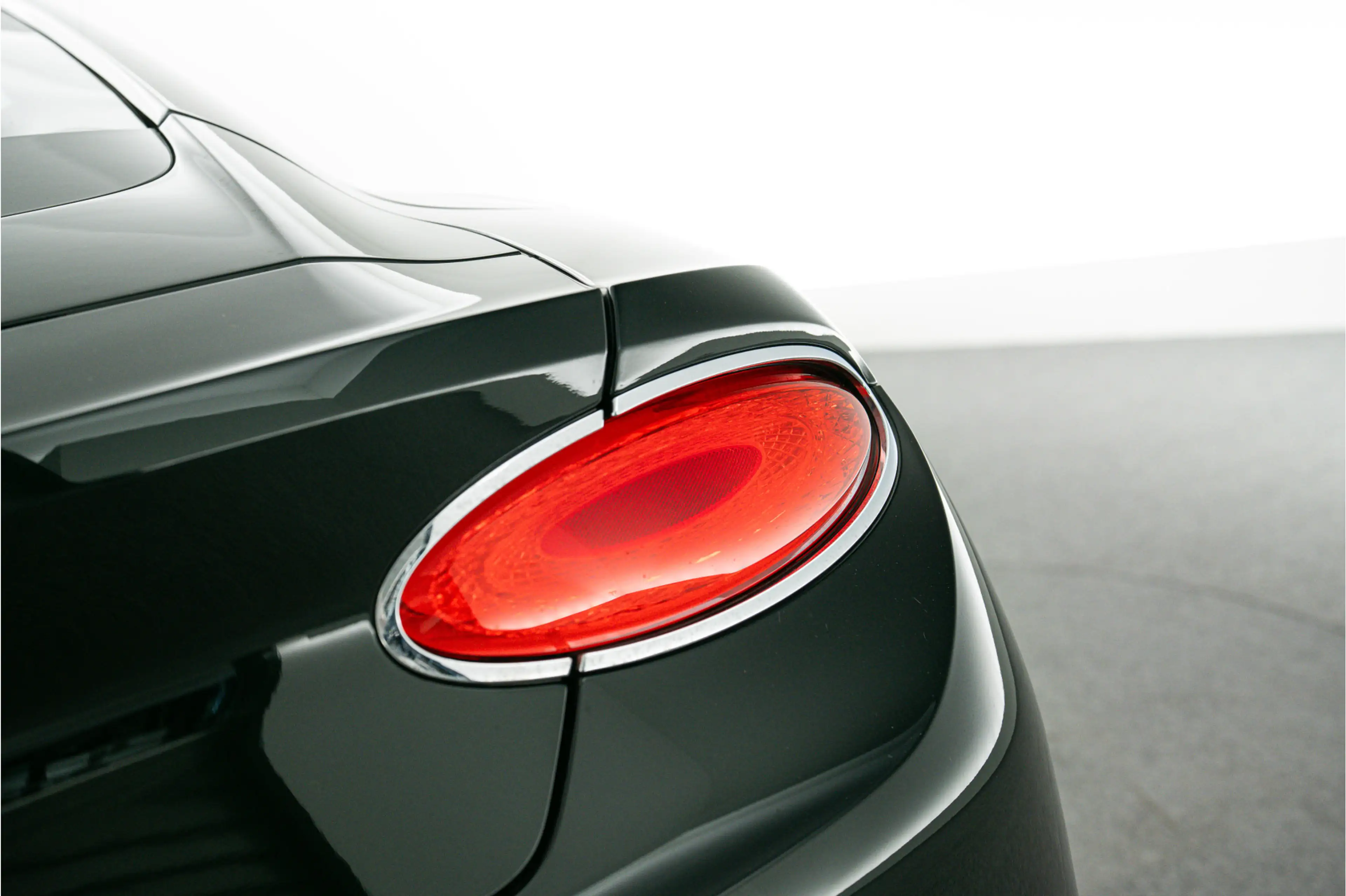 Bentley Continental GT V8 MY2022 | Rotating Display — photo 10