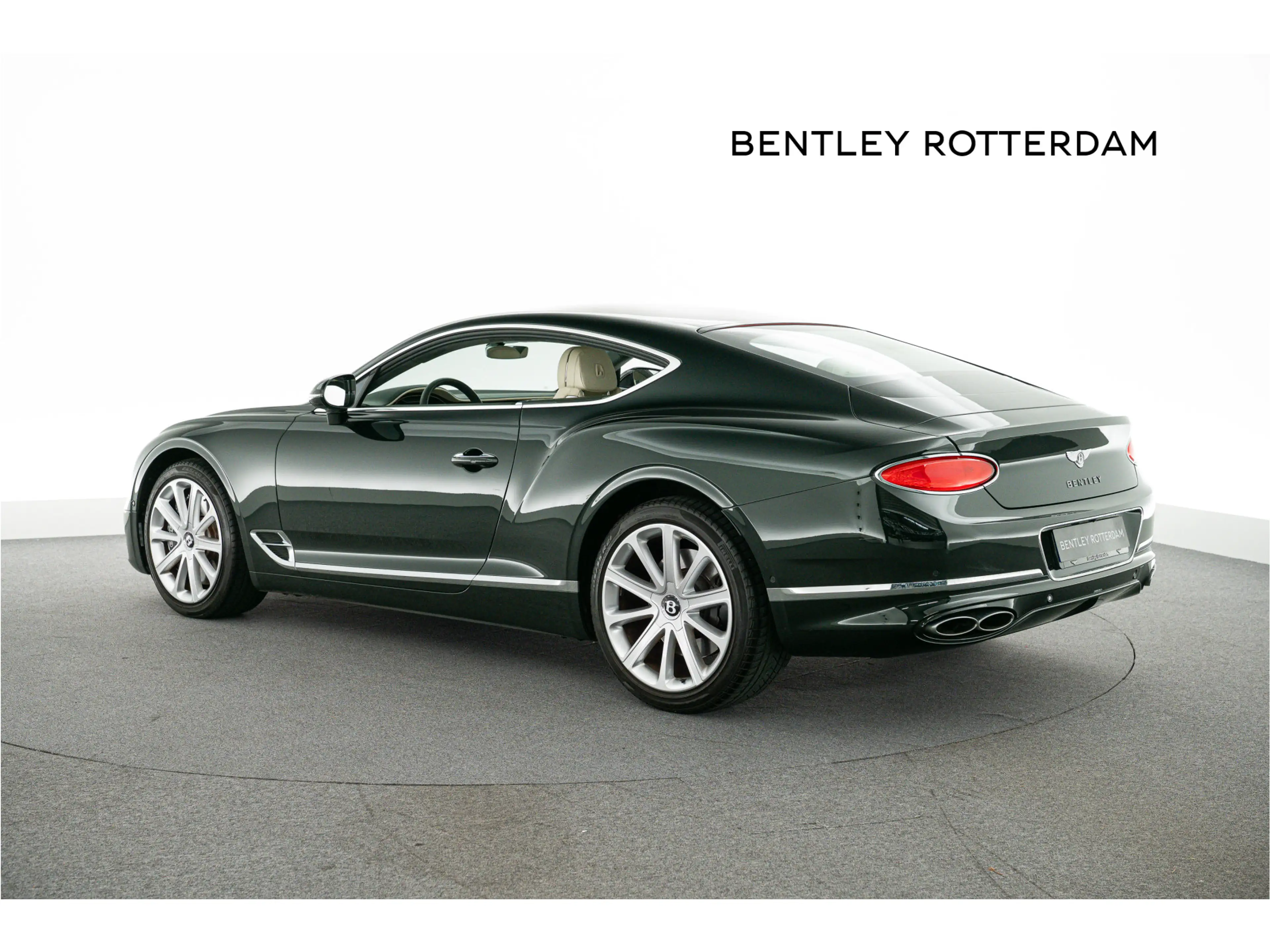 Bentley Continental GT V8 MY2022 | Rotating Display — photo 3