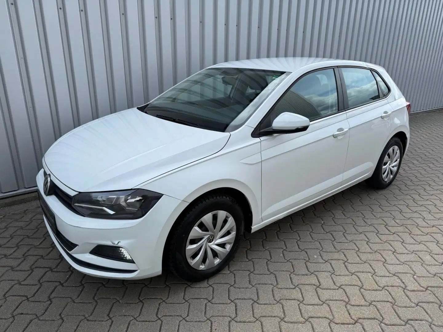 Volkswagen Polo VI*Trendline*Klima*Bluetooth*Multi*USB* Blanc - 2