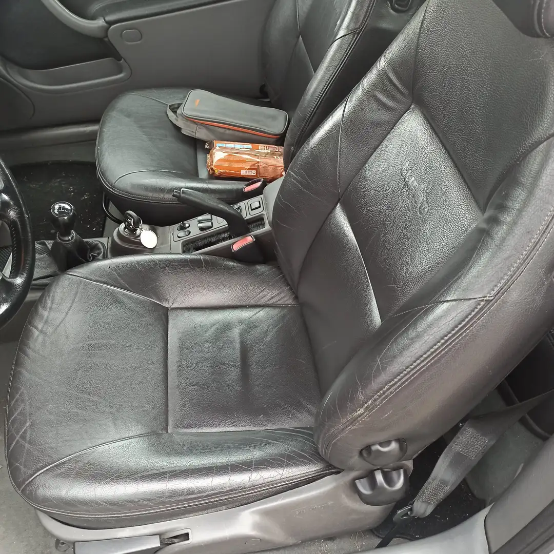 Saab 9-3 9-3 2.0 t cabrio Plateado - 2