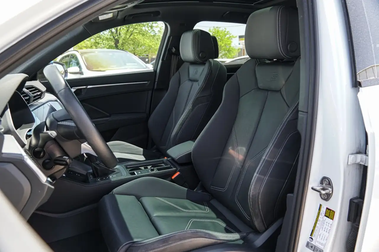 Audi Q3 снимка Audi Q3