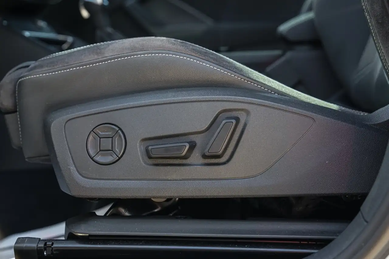 Audi Q3 снимка Audi Q3