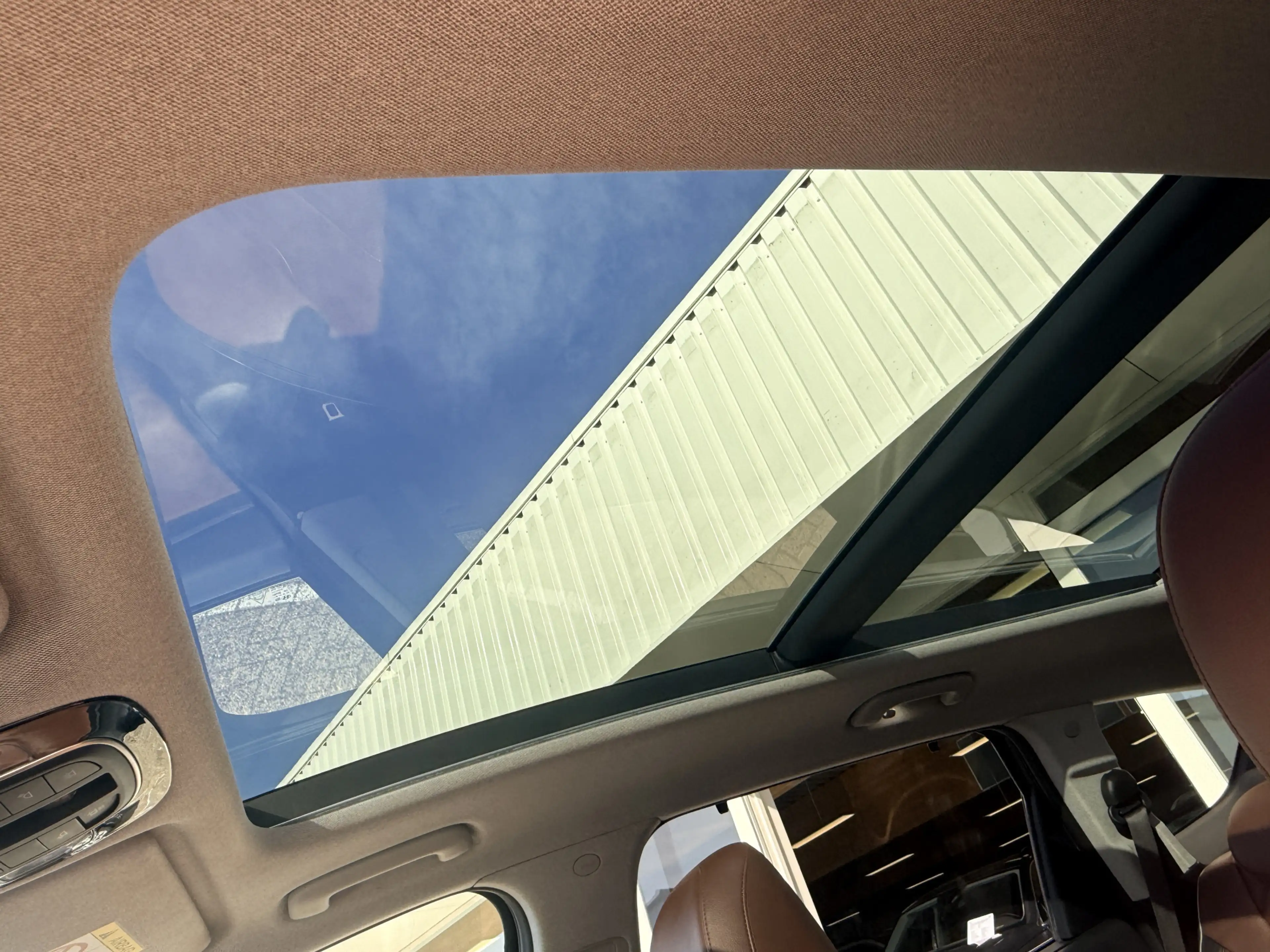 Hyundai SANTA FE 1.6 T-GDI HEV Premium Sky 7p. | LED | Leder | Stoe — photo 34