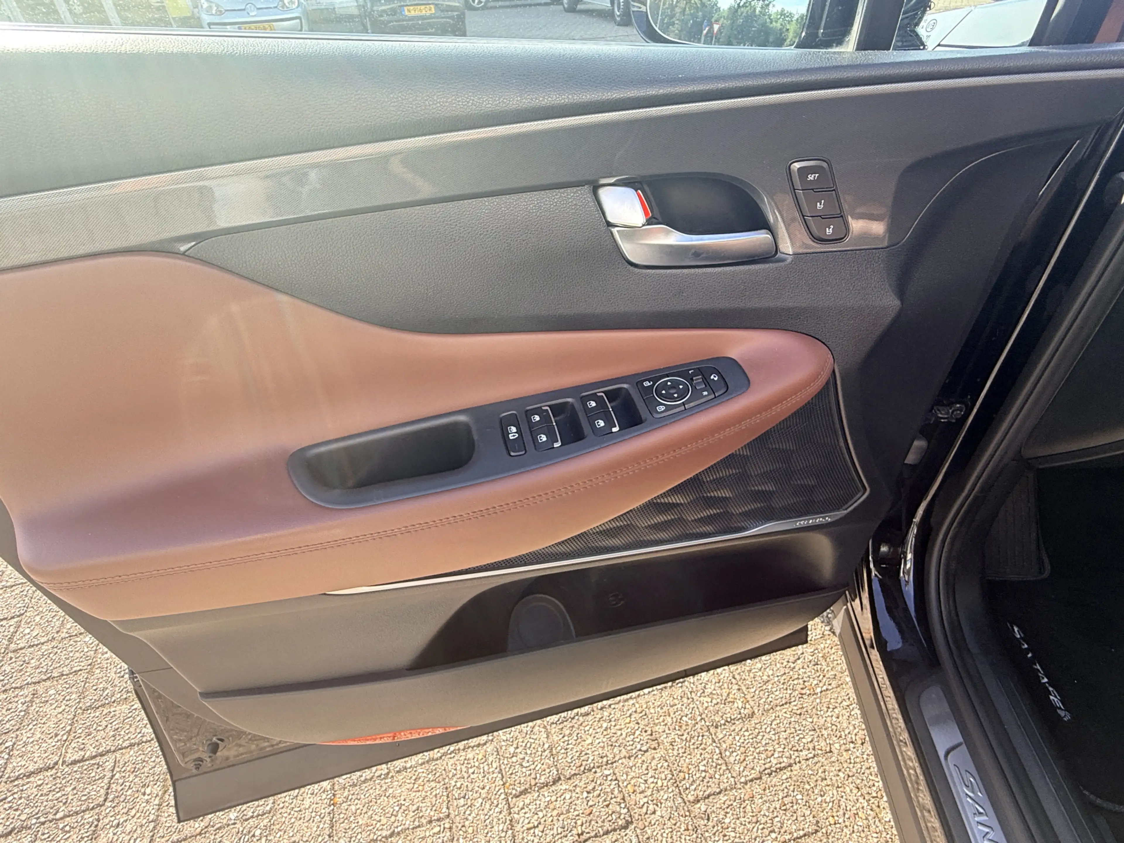 Hyundai SANTA FE 1.6 T-GDI HEV Premium Sky 7p. | LED | Leder | Stoe — photo 20