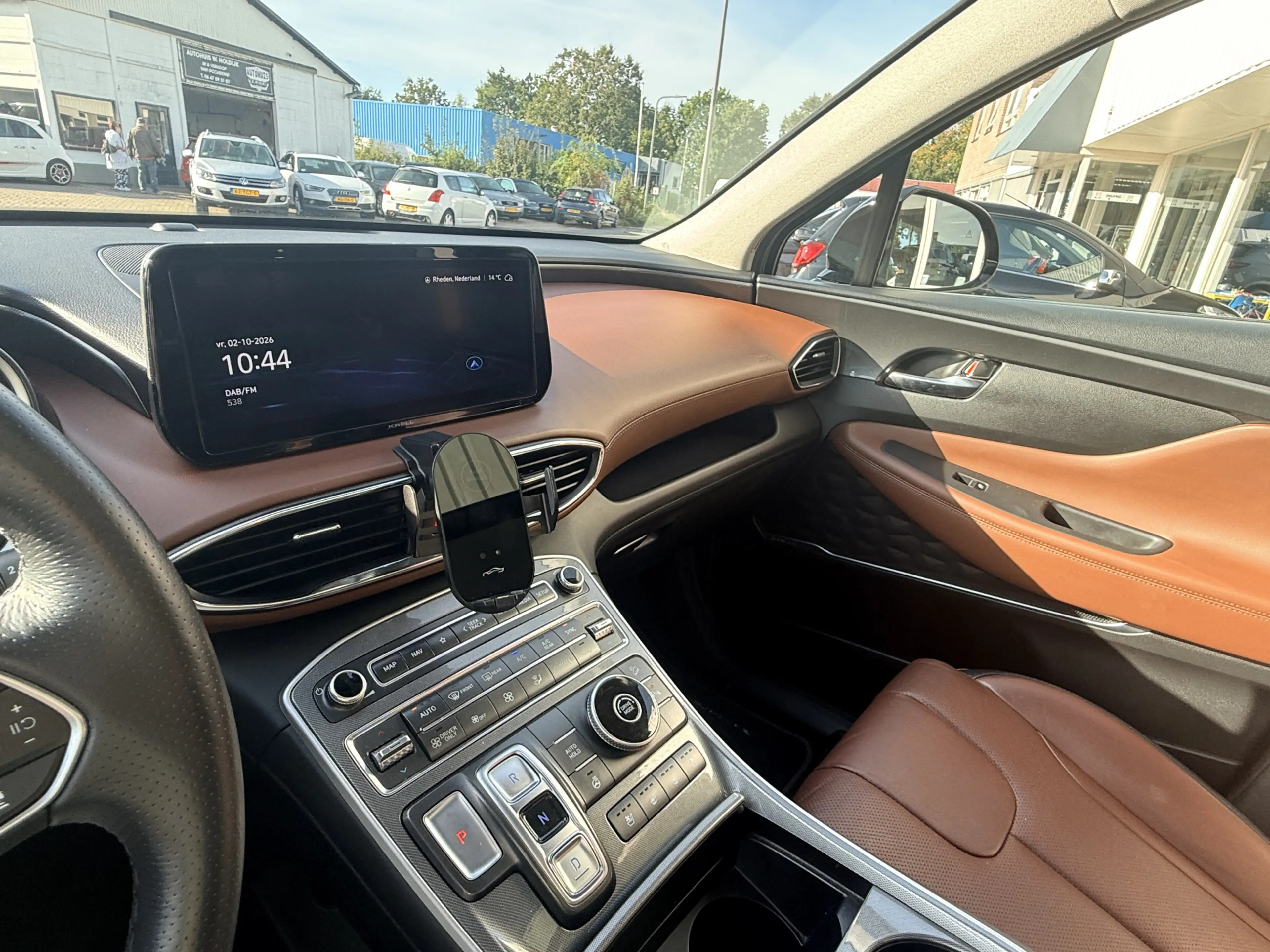 Hyundai SANTA FE 1.6 T-GDI HEV Premium Sky 7p. | LED | Leder | Stoe — photo 30