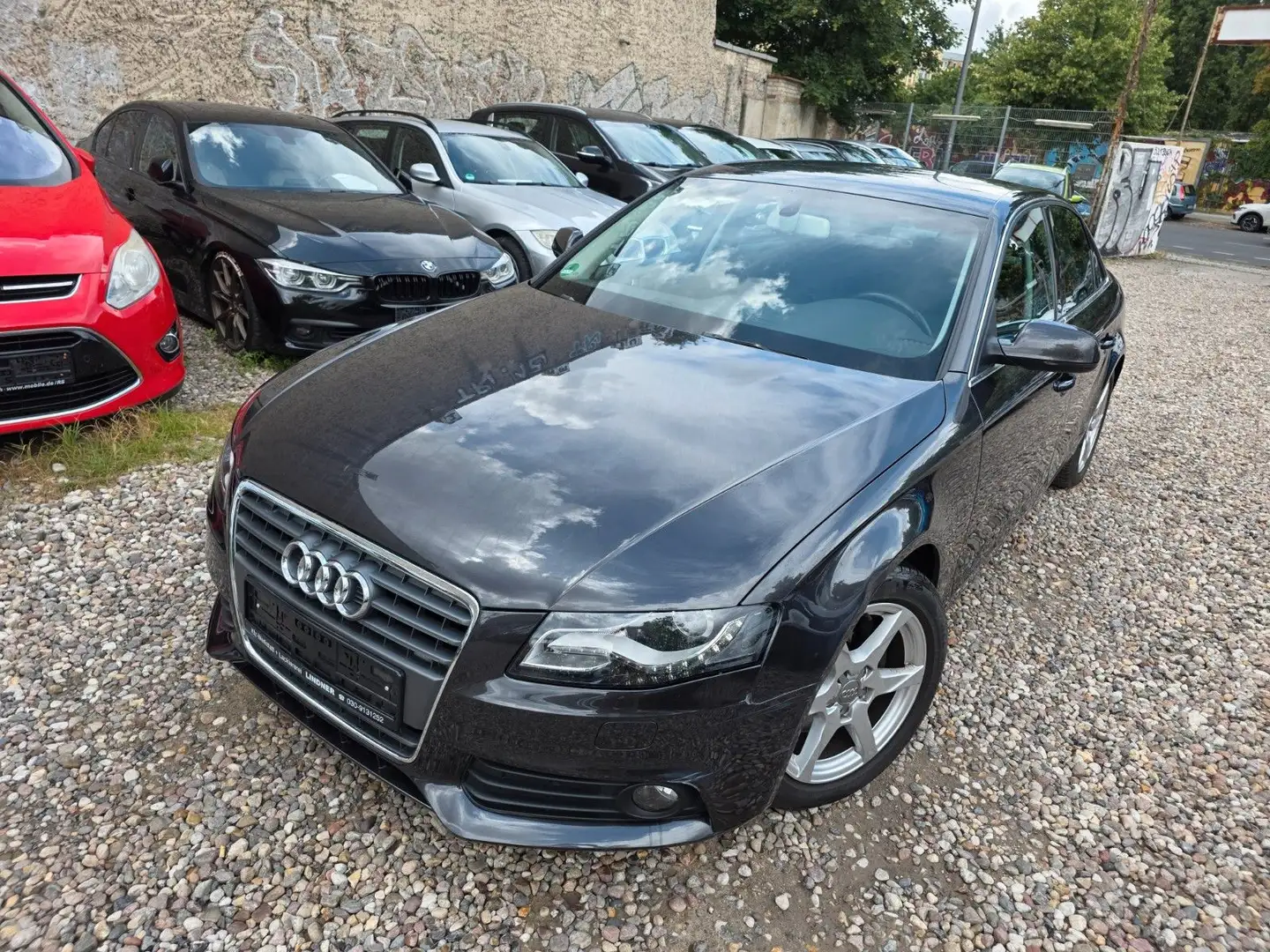 Audi A4 Lim. Ambition-KLIMA-SHZG-PDC-83TKM Grau - 2