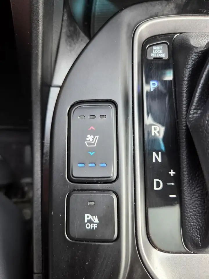 Hyundai SANTA FE снимка Hyundai SANTA FE