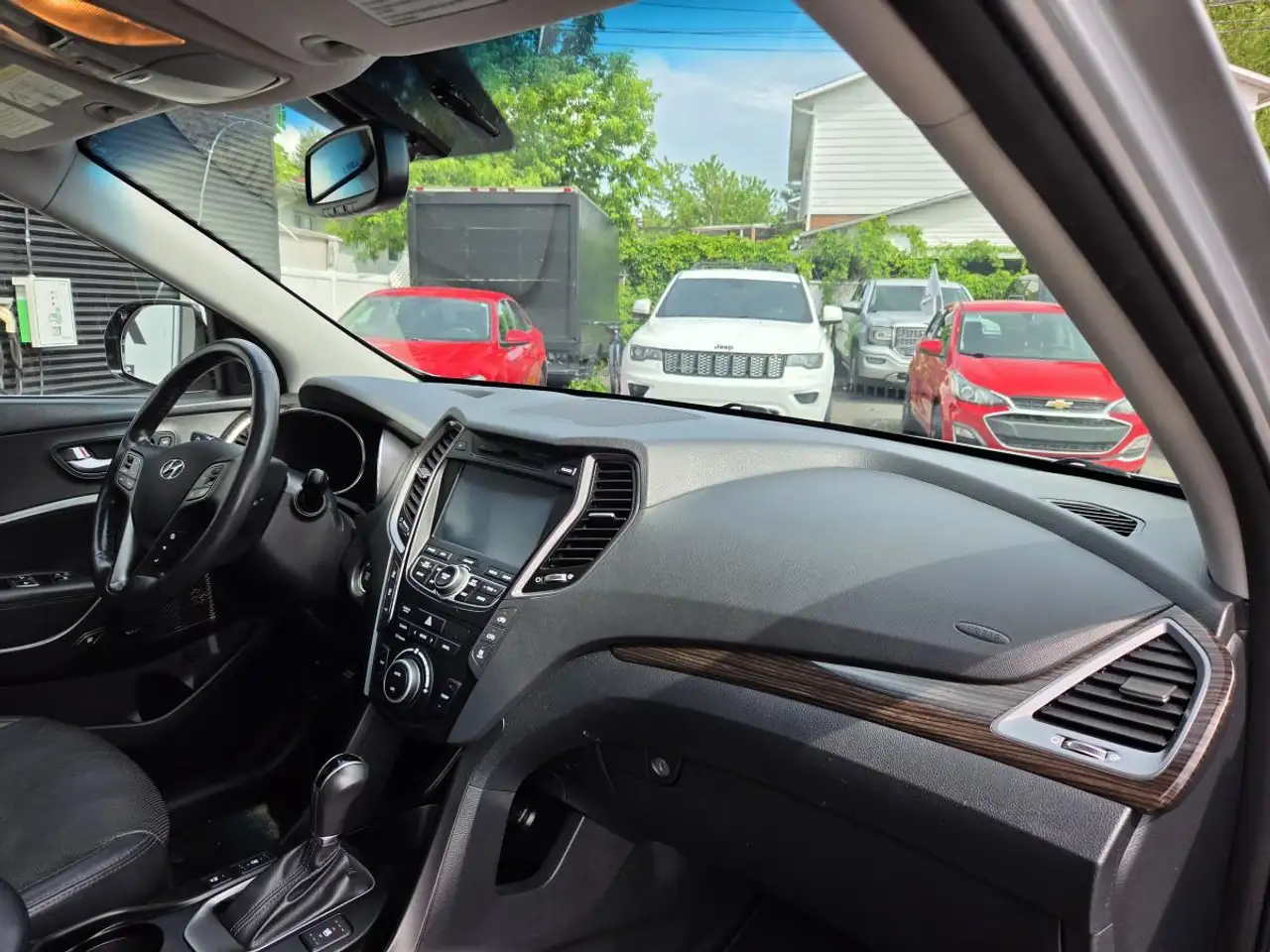 Hyundai SANTA FE снимка Hyundai SANTA FE