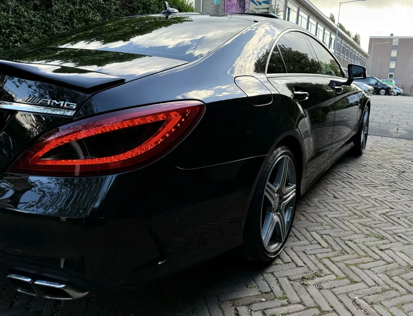 Mercedes-Benz CLS 63 AMG SPEEDSHIFT MCT - 2
