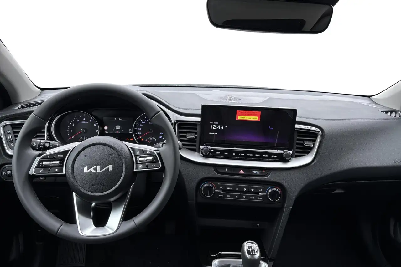 Kia XCeed 2026 — фото 12