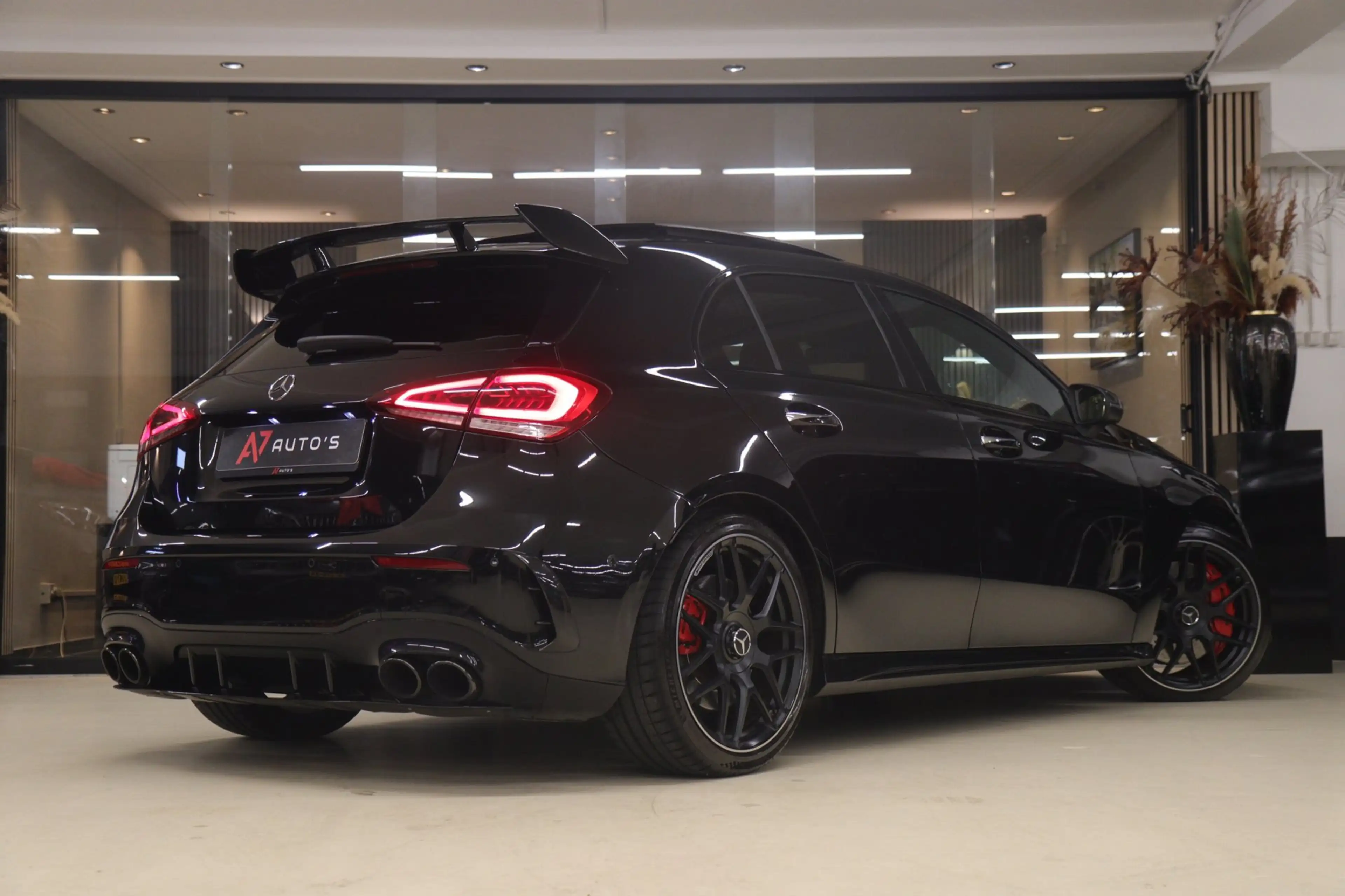 Mercedes-Benz A 45 AMG S 4MATIC+ PANO/KUIPSTOELEN/CARPLAY/HUD/VOL — photo 4