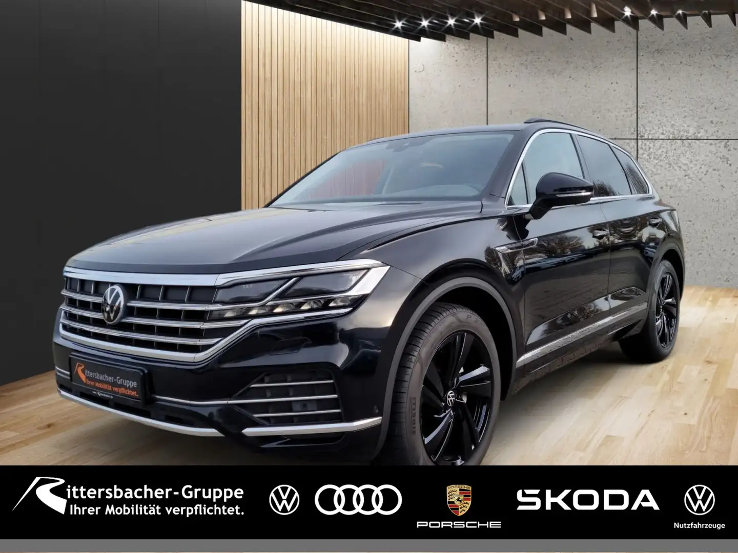 Volkswagen Touareg 3.0 TDI Atmosphere 4Motion DSG Schwarz - 1
