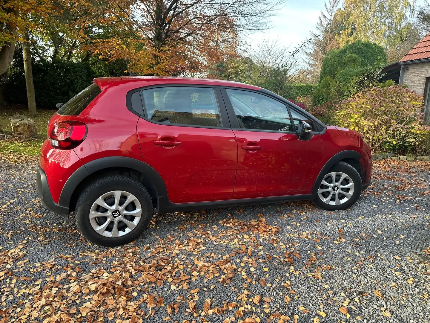 Citroen C3 C3 1.5 BlueHDi Busin.GPS S Rouge - 2