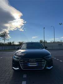 A4 Quattro S Tronic Advanced