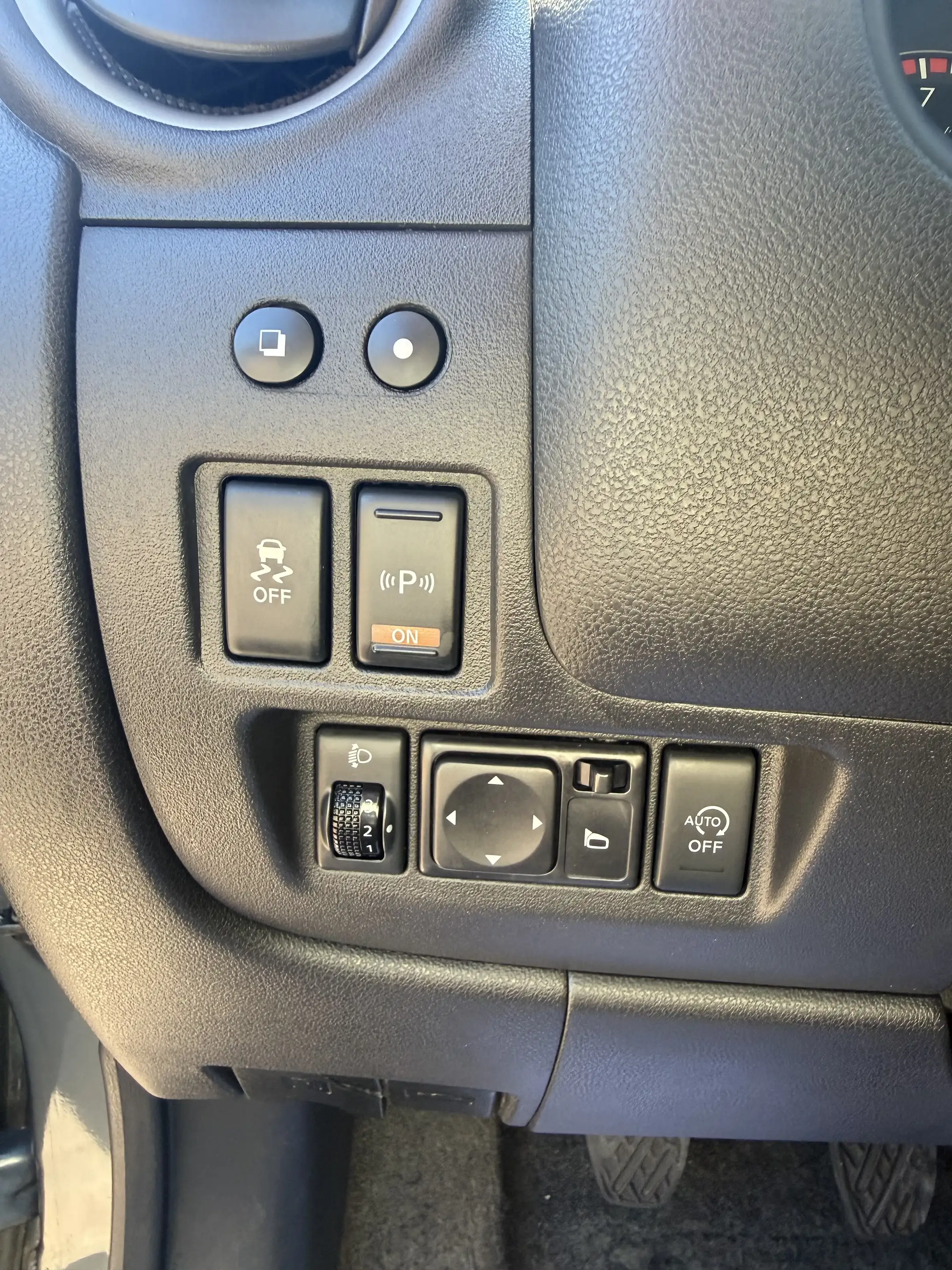 Nissan Micra 1.2 DIG-S ELLE — photo 11