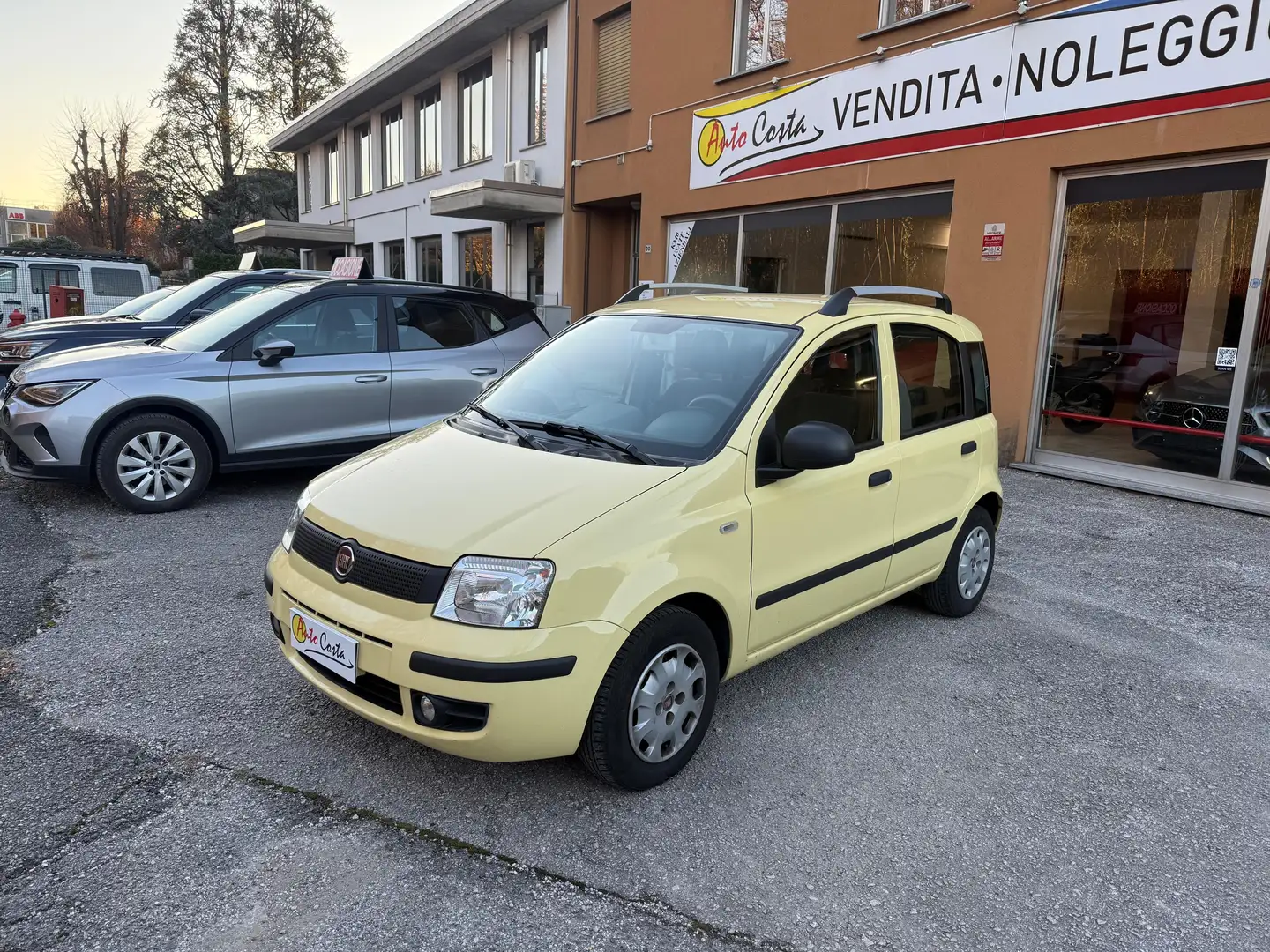 Fiat Panda Panda 1.2 Dynamic 69cv E5 Amarillo - 2