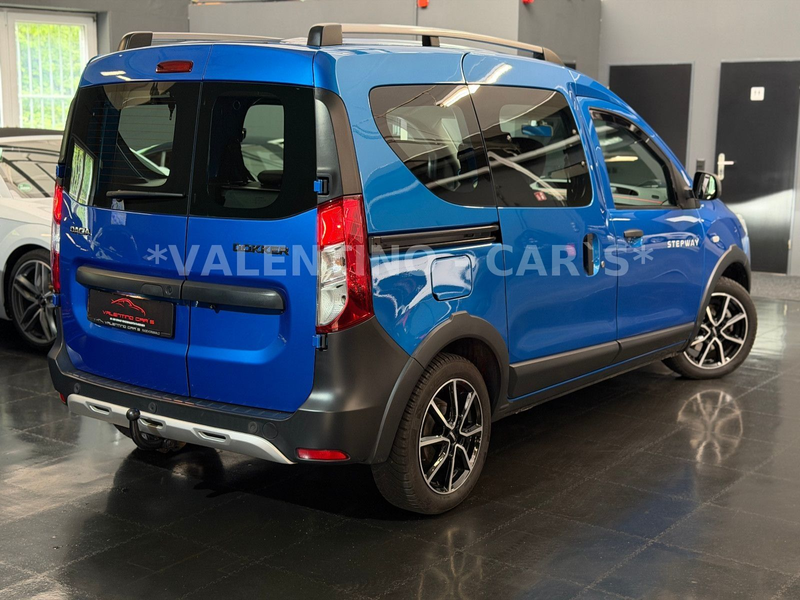 Dacia Dokker Stepway Celebration Navi/Ahk/PDC/Kamera — photo 11